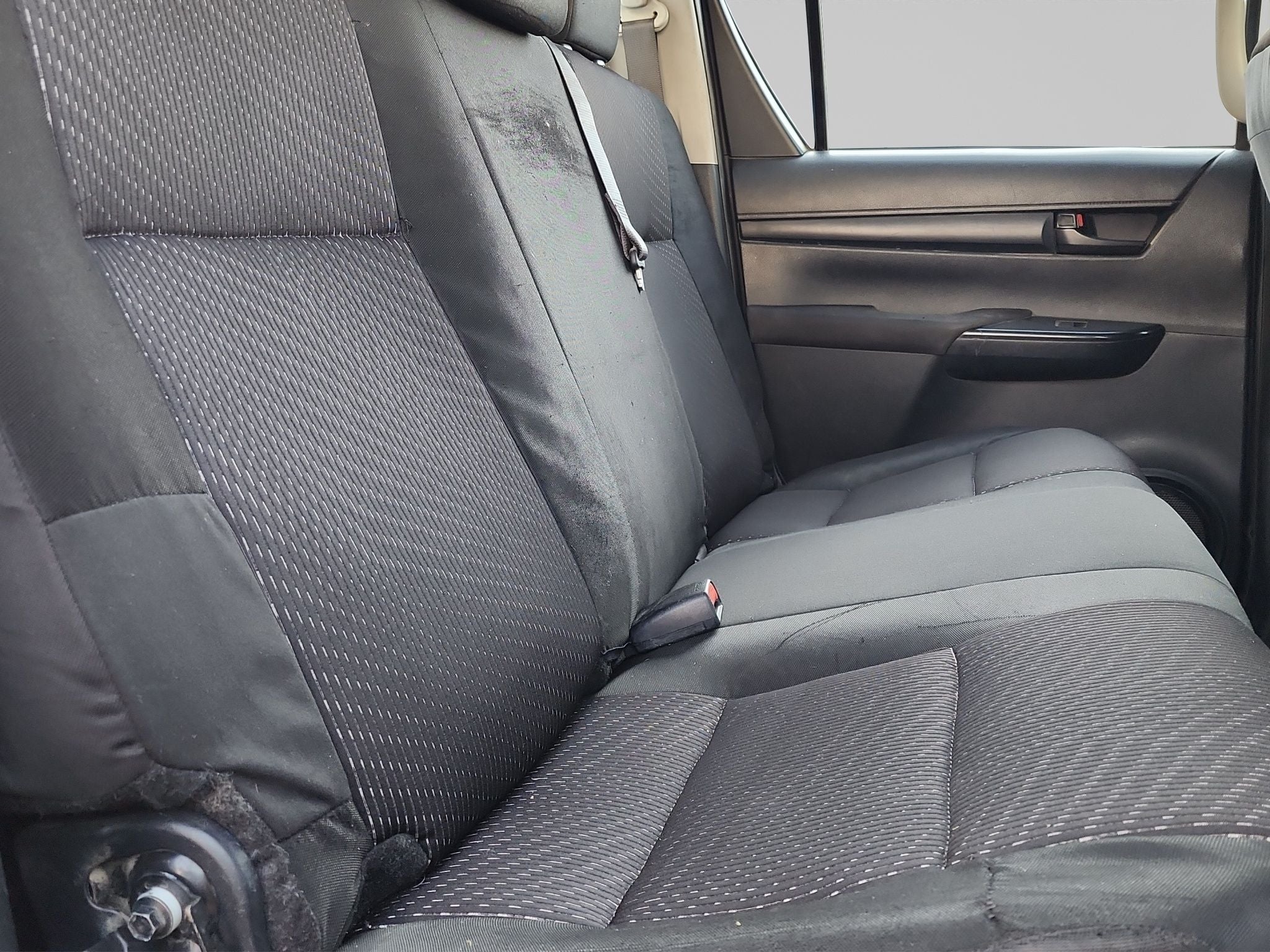 2022 Toyota HILUX 4 PTS DOBLE CAB SR TM5 AAC VE RA-17