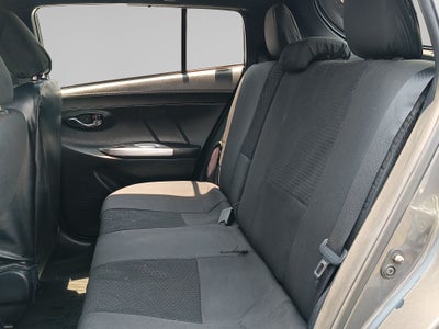 2017 Toyota YARIS 5 PTS HB CORE TA AAC BA R-15