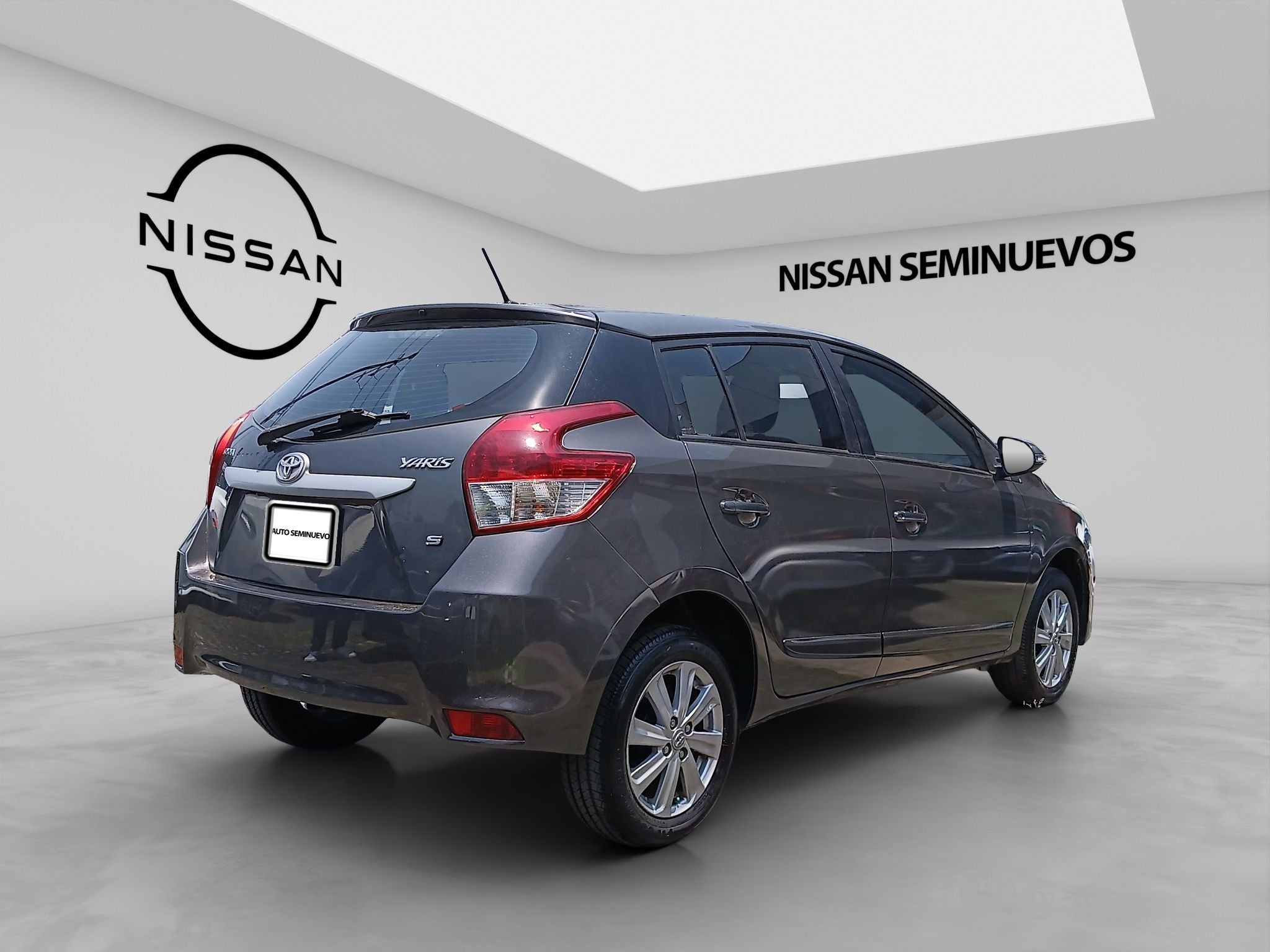 2017 Toyota YARIS 5 PTS HB CORE TA AAC BA R-15