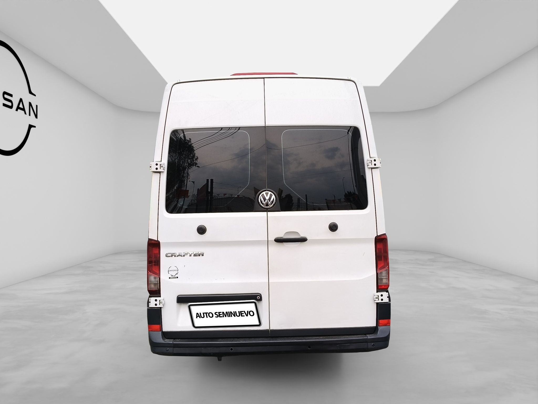 2020 Volkswagen CRAFTER 5 PTS AMPLIA VENTANAS TM6 AAC CAJA EXTENDIDA TECHO ALTO