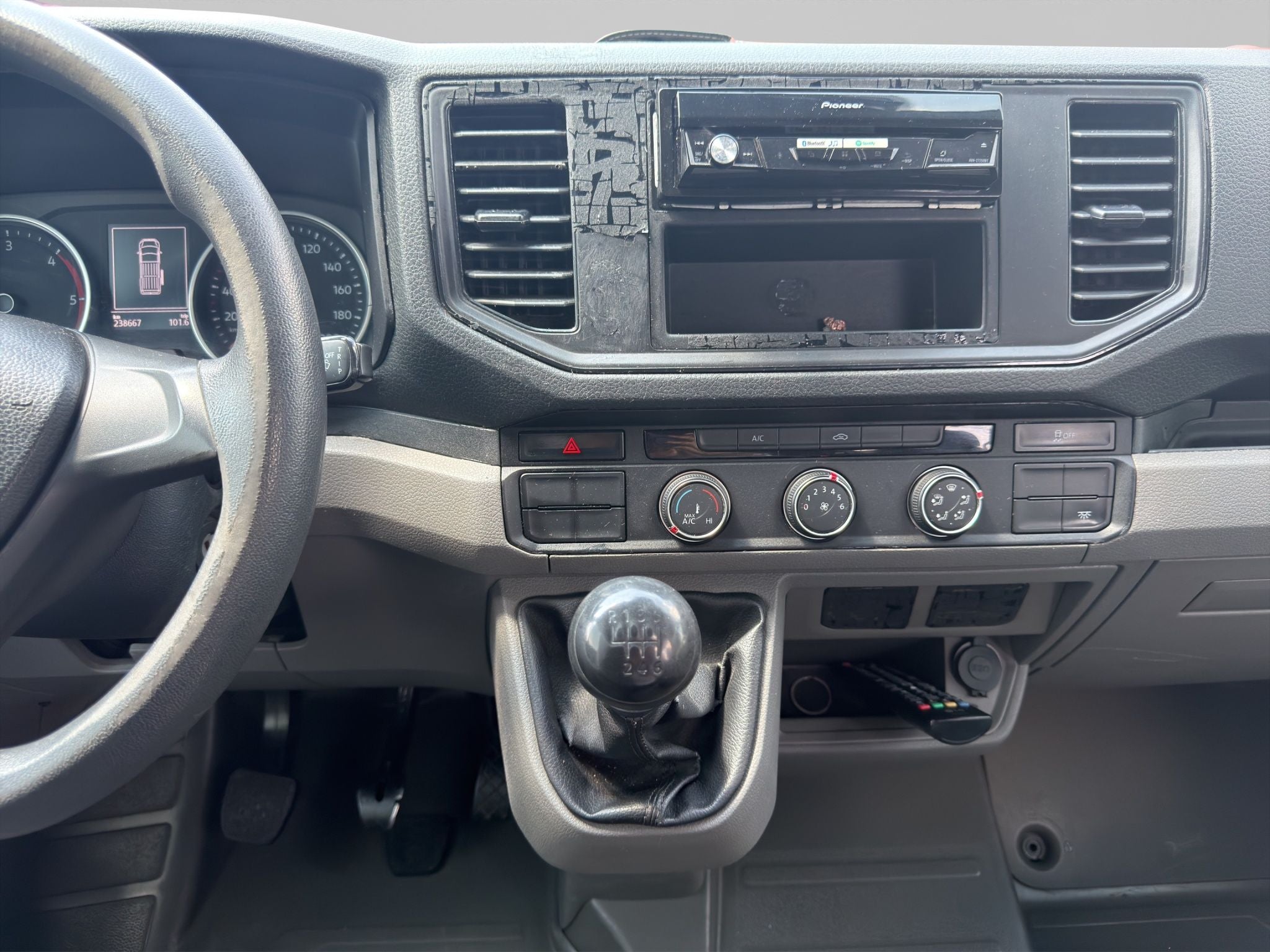 2020 Volkswagen CRAFTER 5 PTS CARGO VAN TM6 AAC CAJA EXTENDIDA