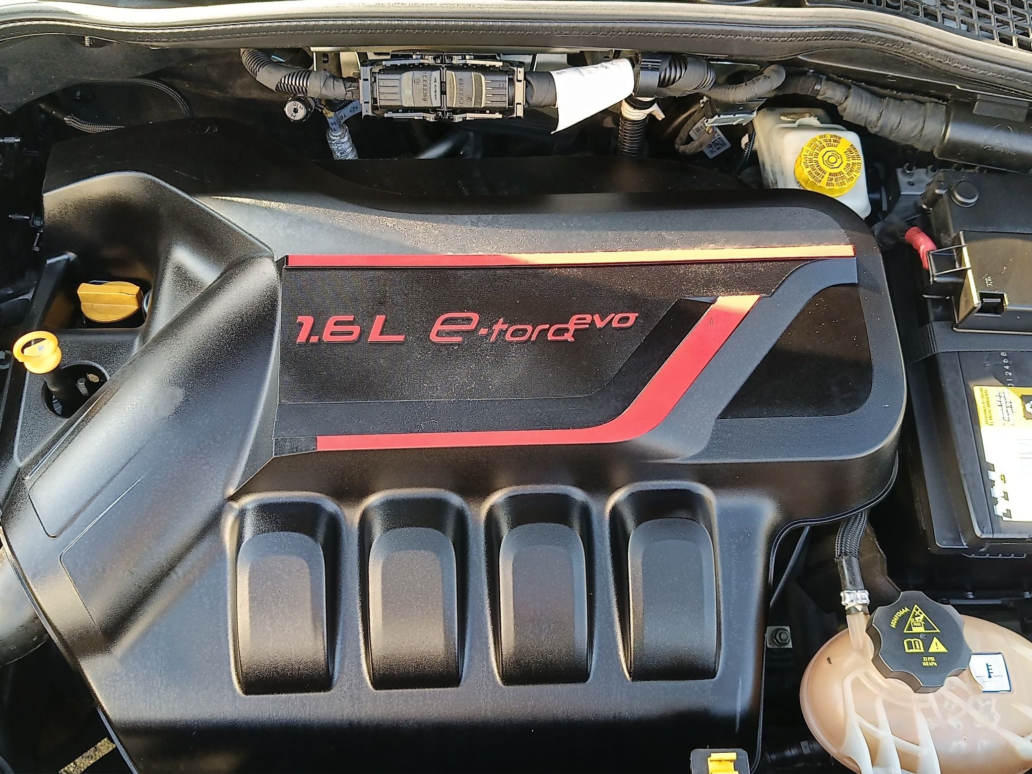 2018 Dodge NEON 4 PTS SXT 16L TA AAC AUT PANTALLA TOUCH FNIEBLA RA-16