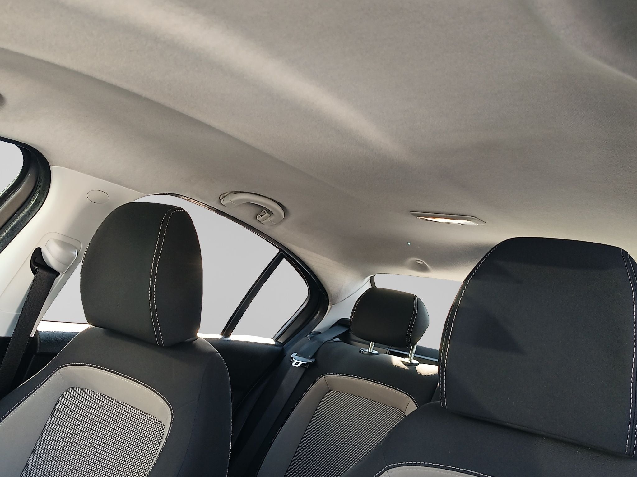 2018 Dodge NEON 4 PTS SXT 16L TA AAC AUT PANTALLA TOUCH FNIEBLA RA-16