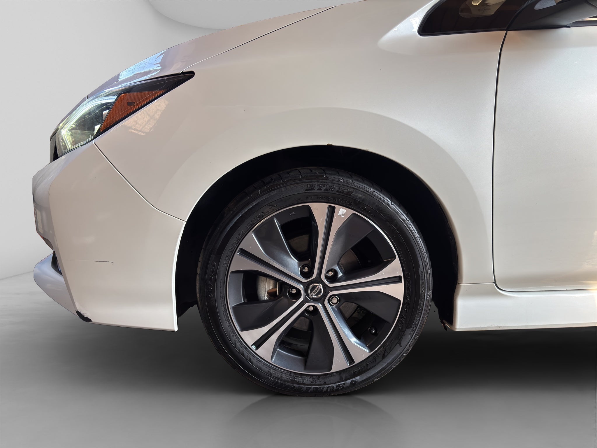 2021 Nissan LEAF 5 PTS HB ELEC SL 40 KW PIEL RA-17