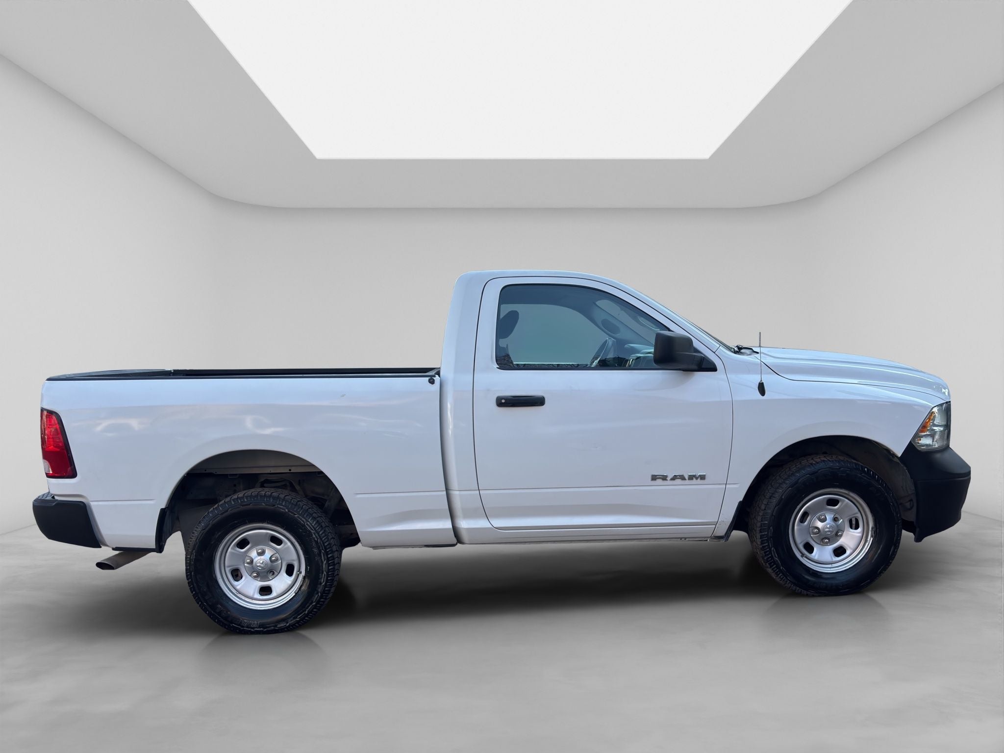 2020 RAM 1500 4 PTS CREW CAB SLT V6 36L TA 4X4