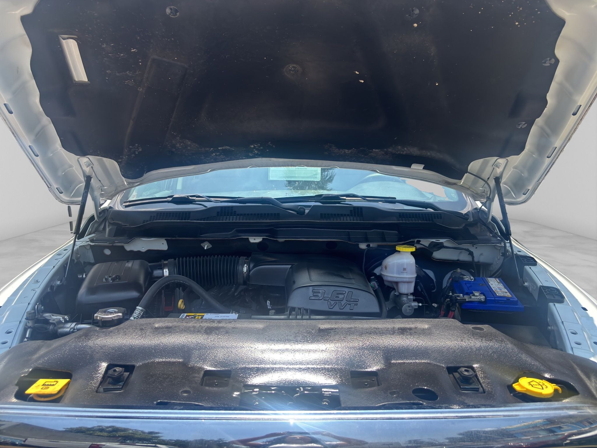 2022 RAM 1500 4 PTS CREW CAB SLT V6 36L TA