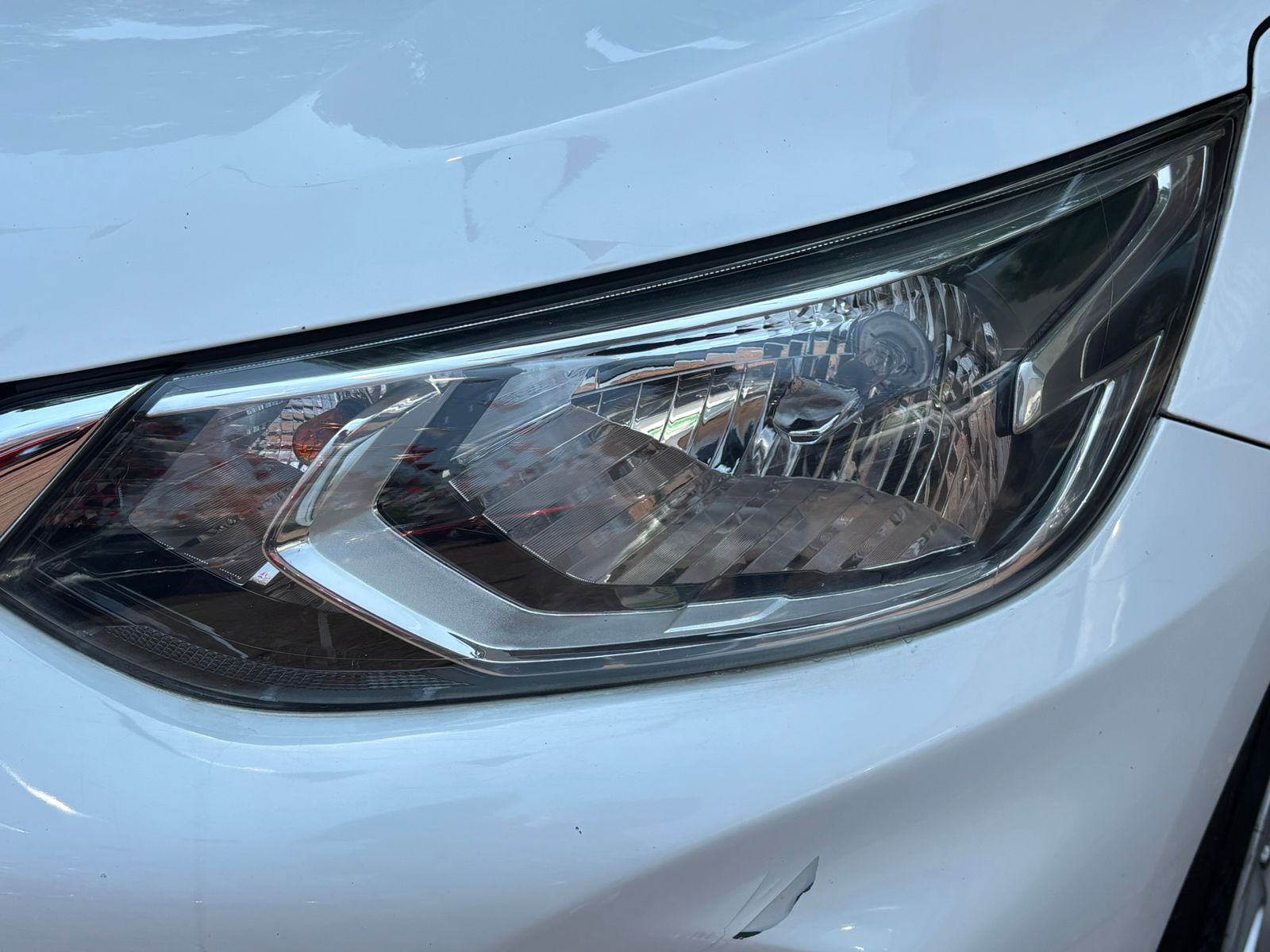 2021 Chevrolet ONIX 4 PTS LS 10T TM5 AAC BA R-15