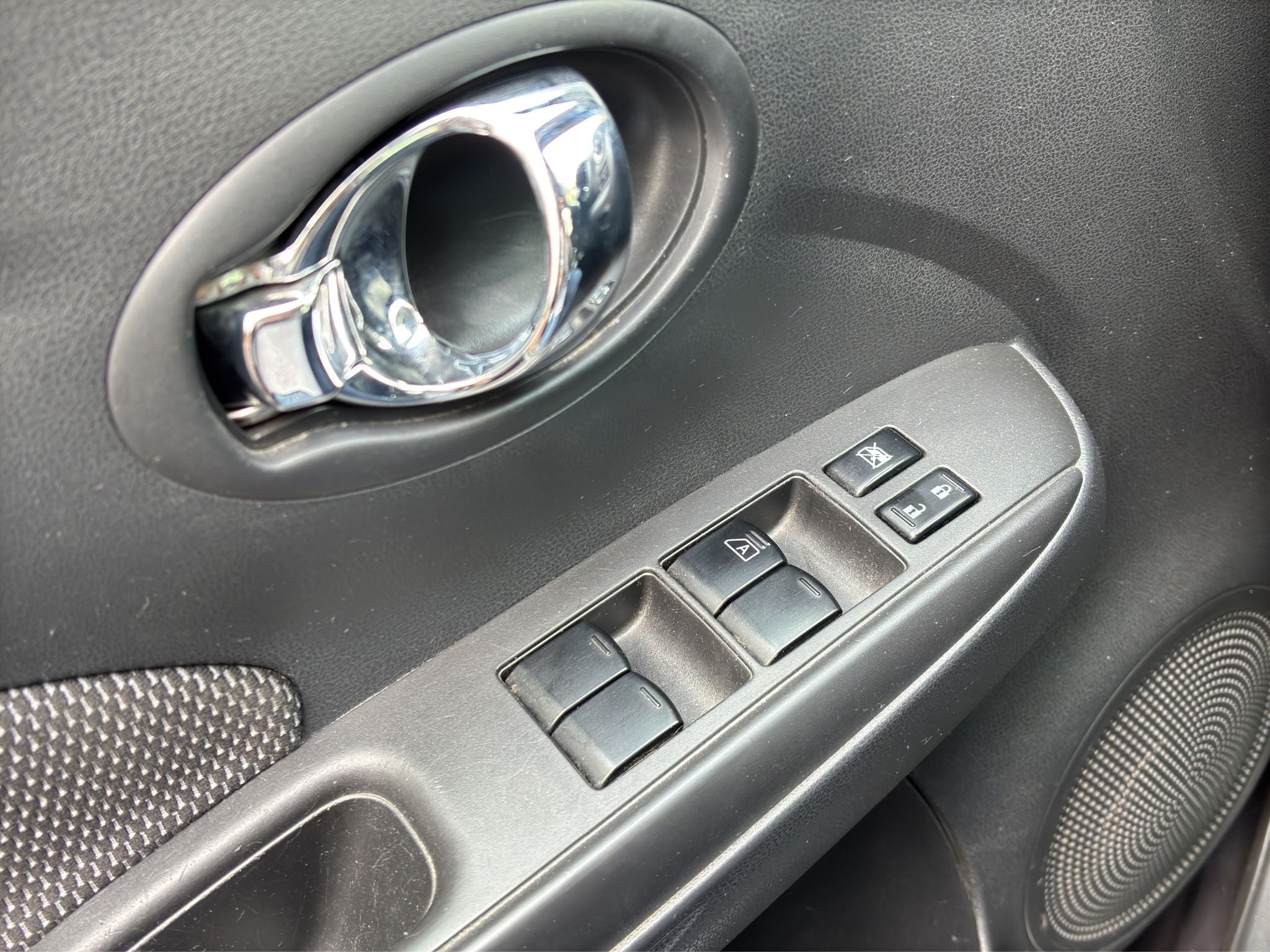 2015 Nissan VERSA 4 PTS ADVANCE TA AAC VE F NIEBLA RA-15