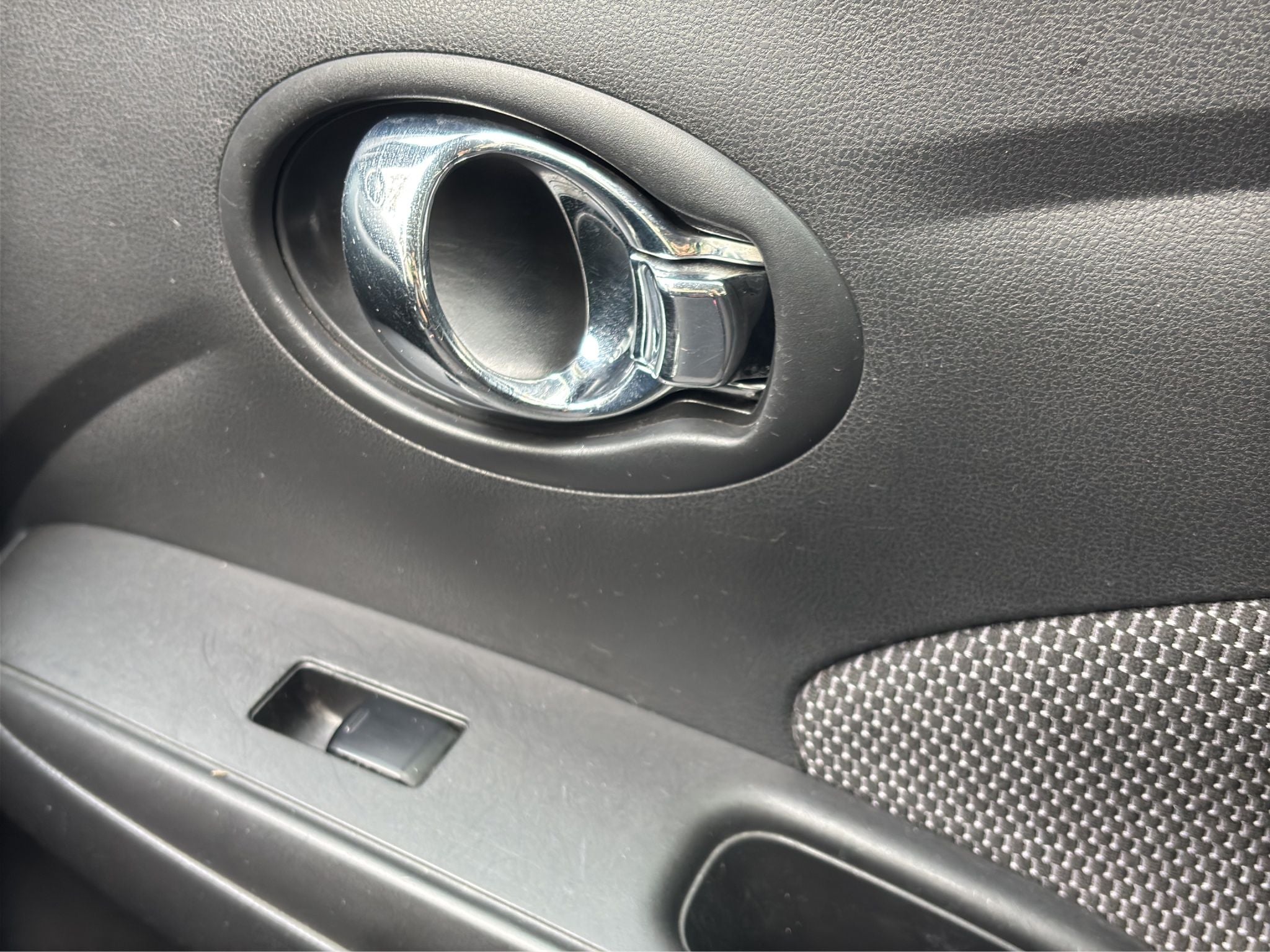 2015 Nissan VERSA 4 PTS ADVANCE TA AAC VE F NIEBLA RA-15