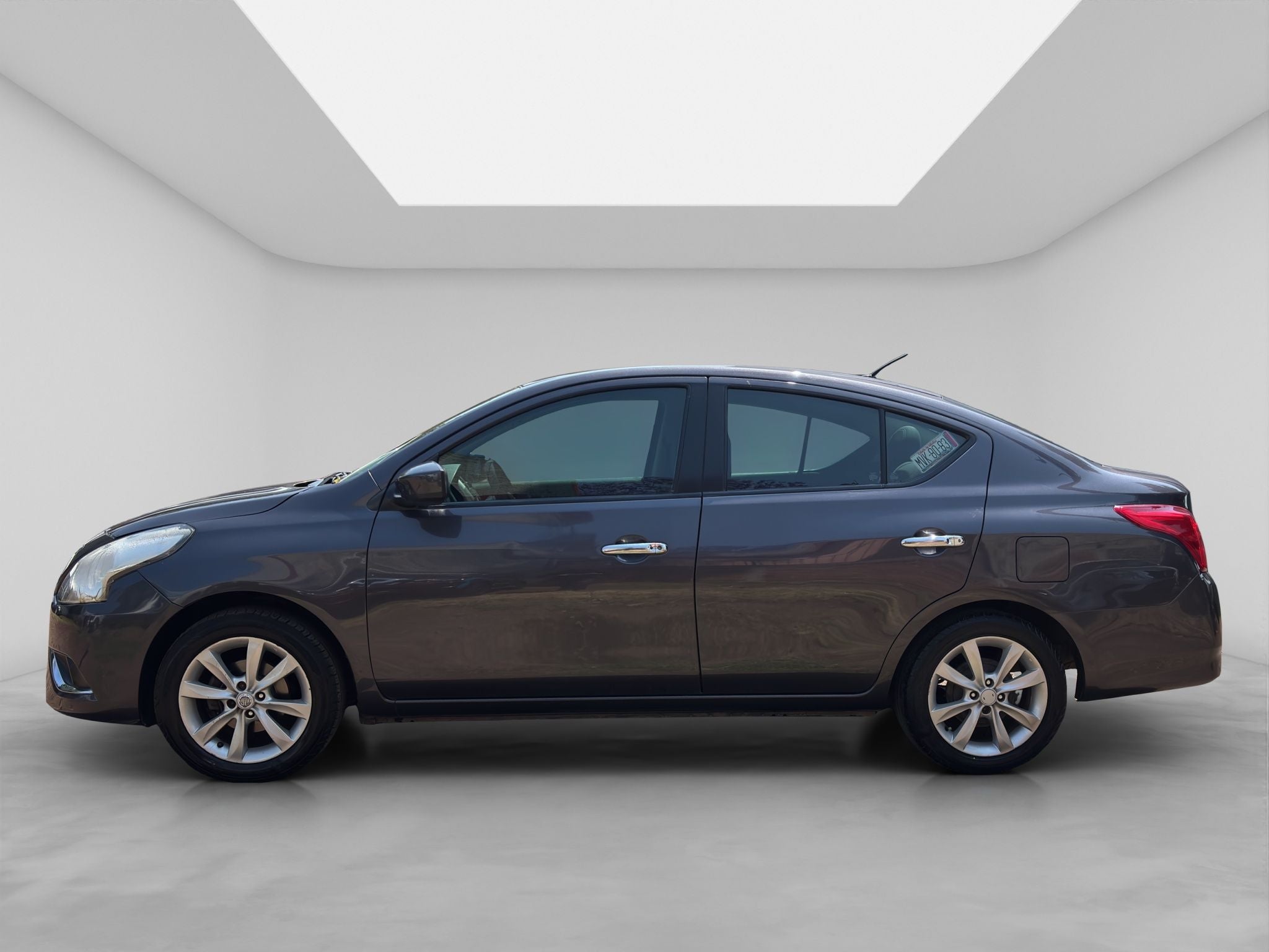 2015 Nissan VERSA 4 PTS ADVANCE TA AAC VE F NIEBLA RA-15