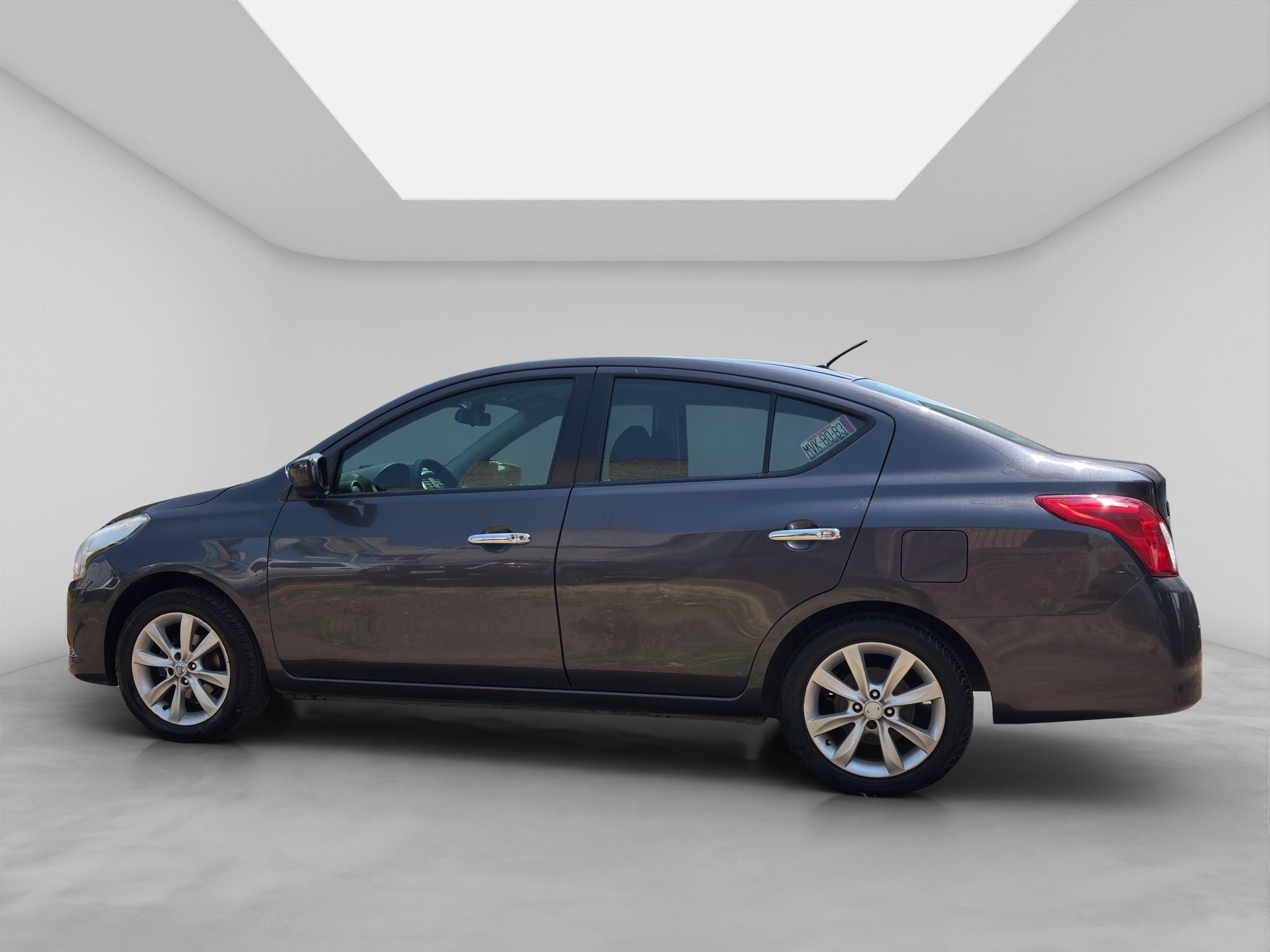 2015 Nissan VERSA 4 PTS ADVANCE TA AAC VE F NIEBLA RA-15