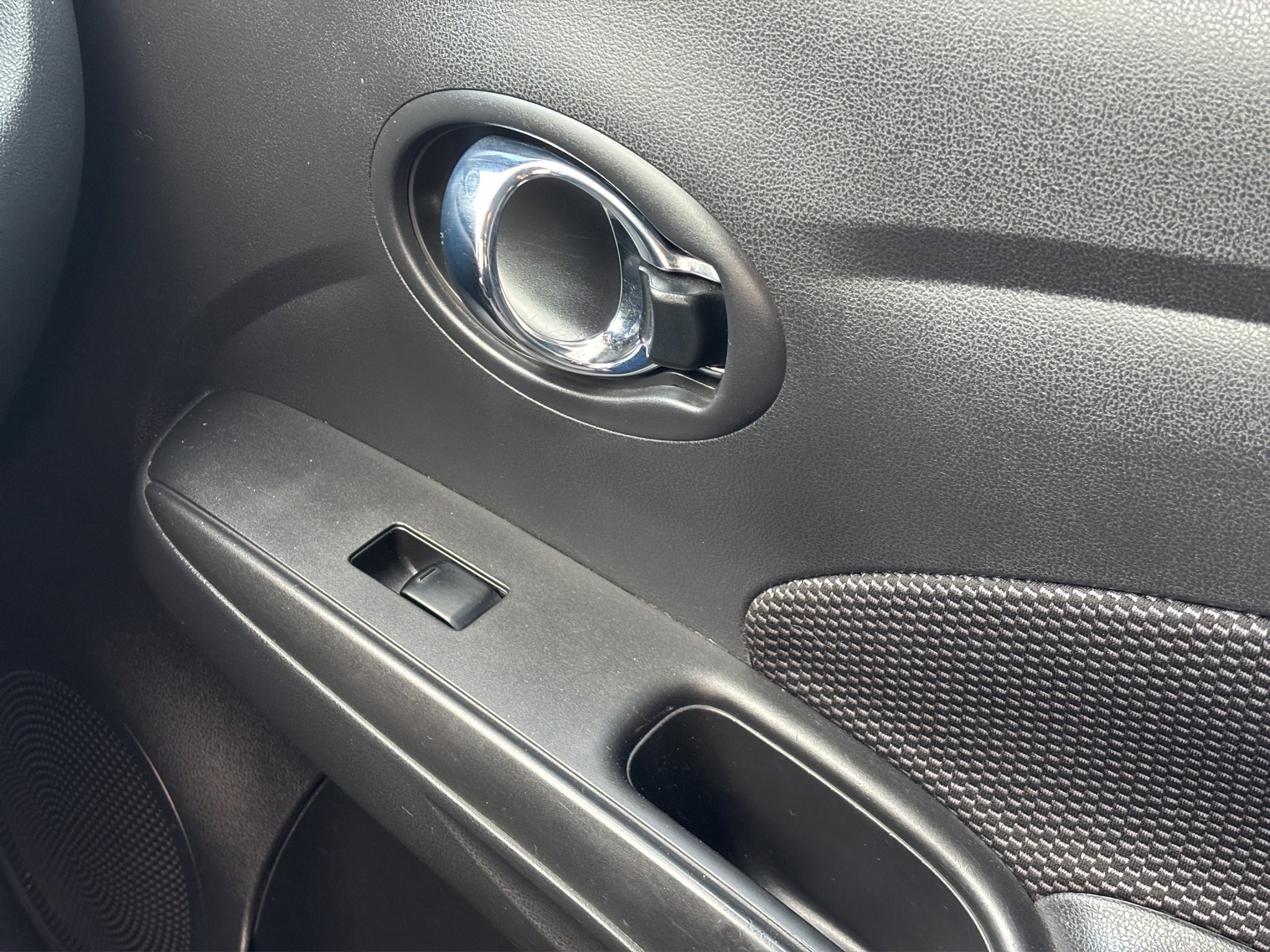 2017 Nissan VERSA 4 PTS ADVANCE TM5 AAC VE F NIEBLA RA-15