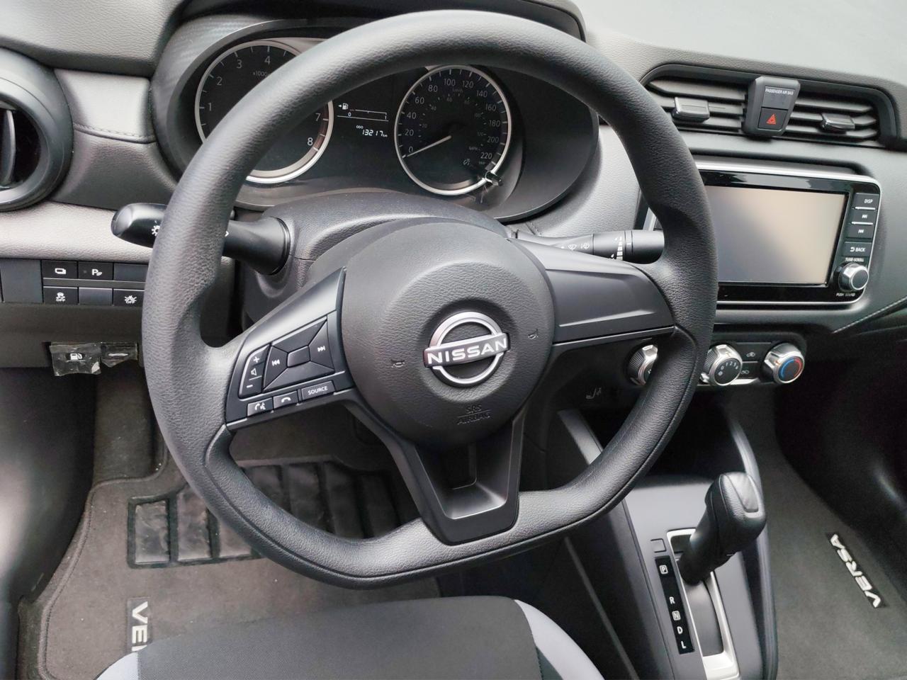 2025 Nissan VERSA 4P SENSE L41.6 AUT