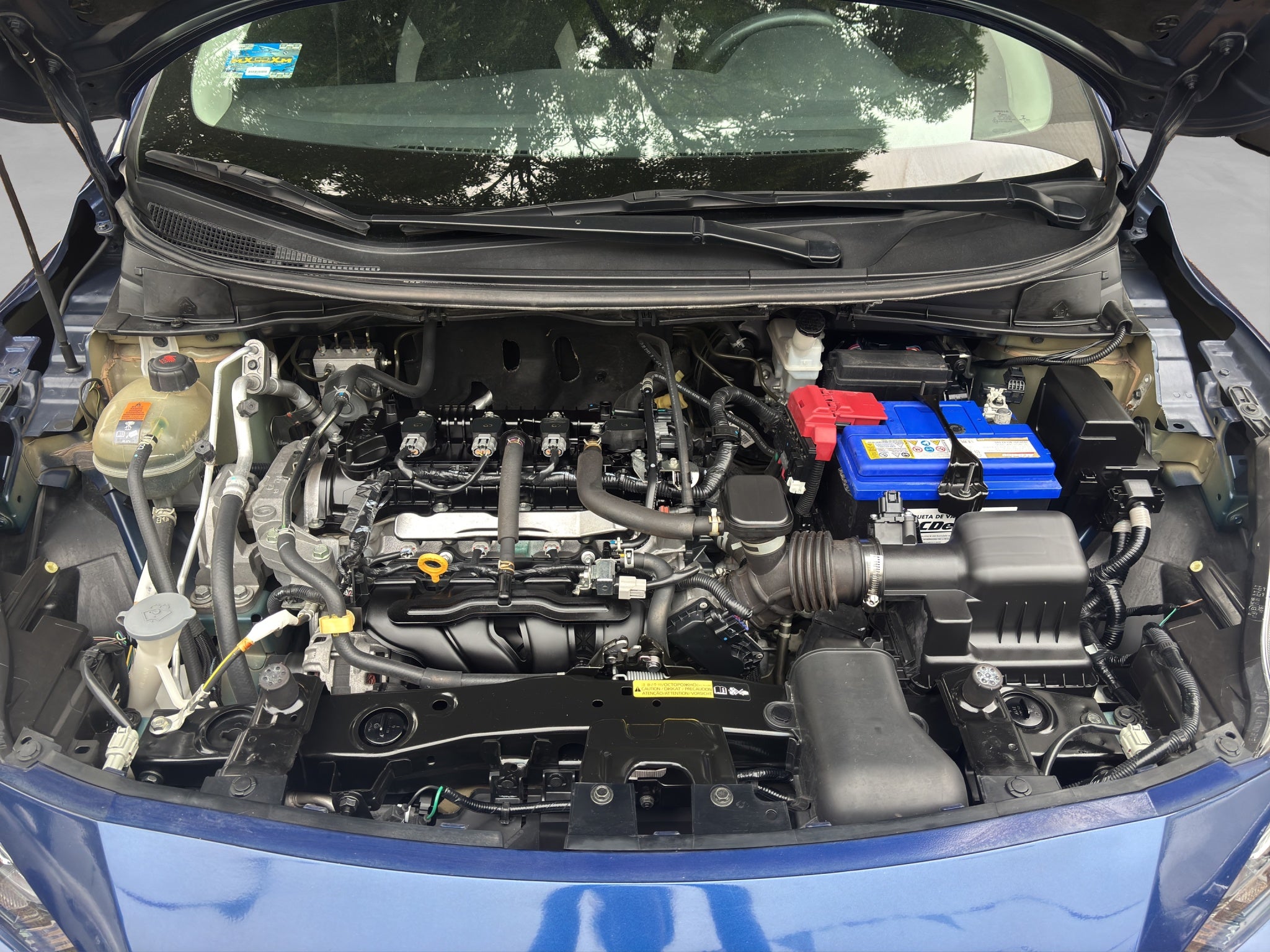 2021 Nissan VERSA 4 PTS ADVANCE AAC VE F NIEBLA RA-16CVT