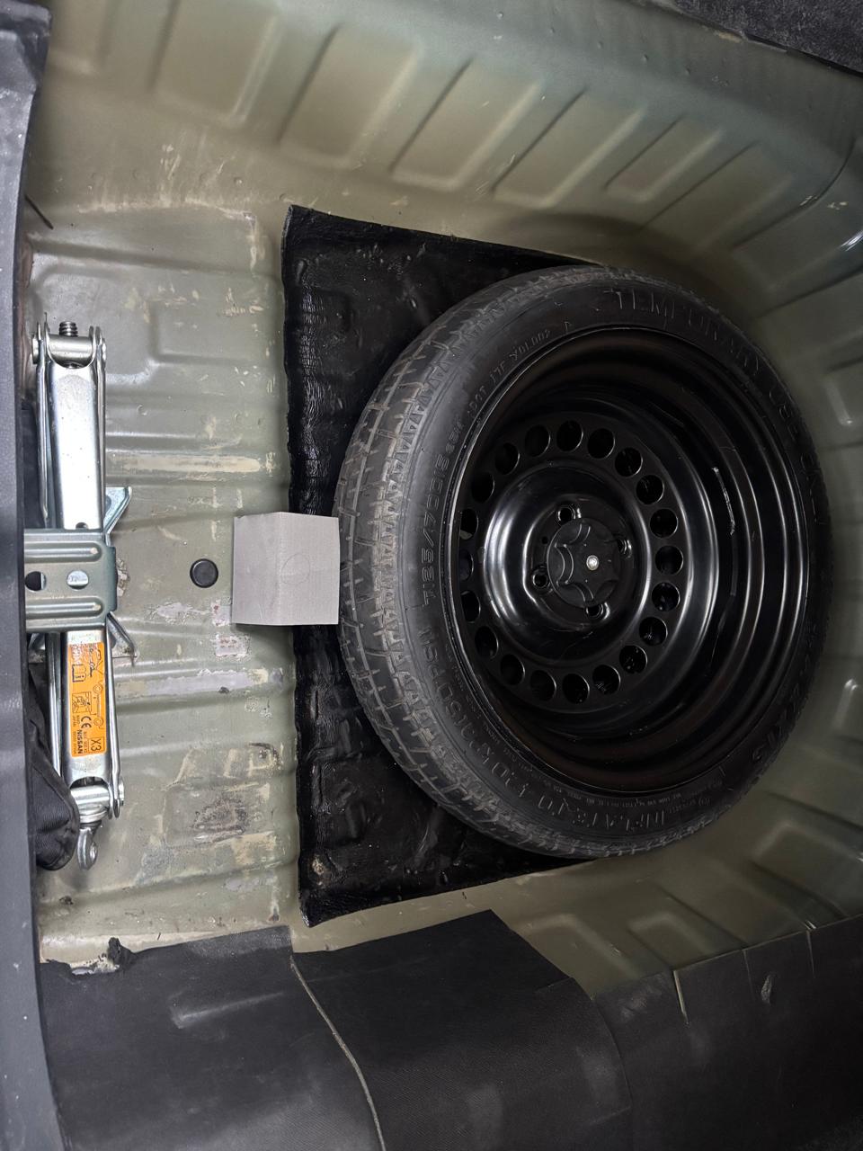 2021 Nissan VERSA 4 PTS ADVANCE AAC VE F NIEBLA RA-16CVT