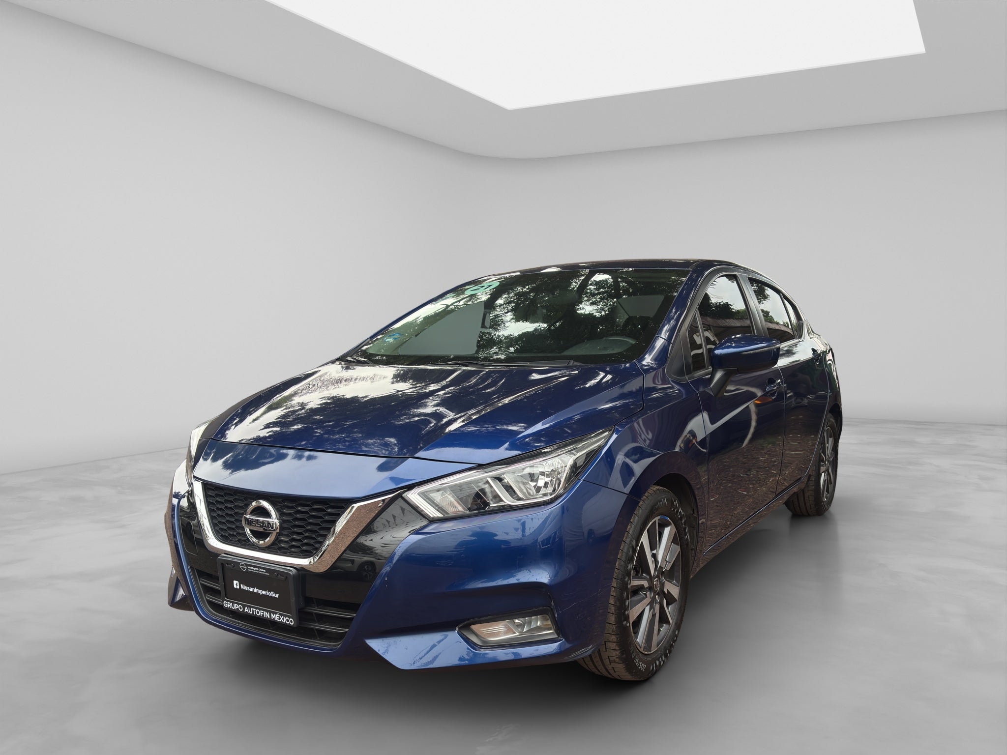 2021 Nissan VERSA 4 PTS ADVANCE AAC VE F NIEBLA RA-16CVT