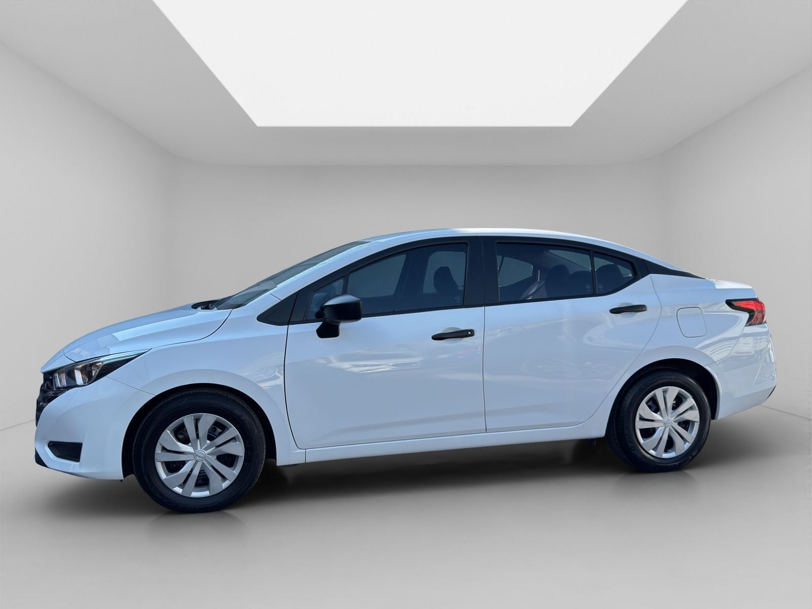 2024 Nissan VERSA 4P SENSE L41.6 AUT