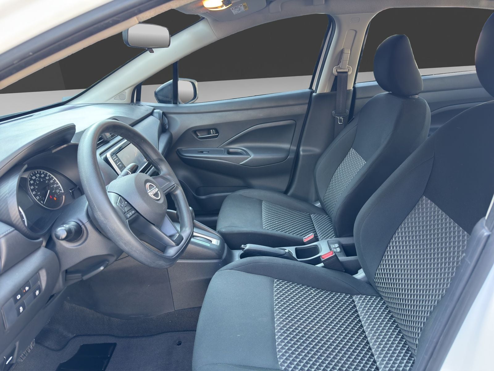 2024 Nissan VERSA 4P SENSE L41.6 AUT