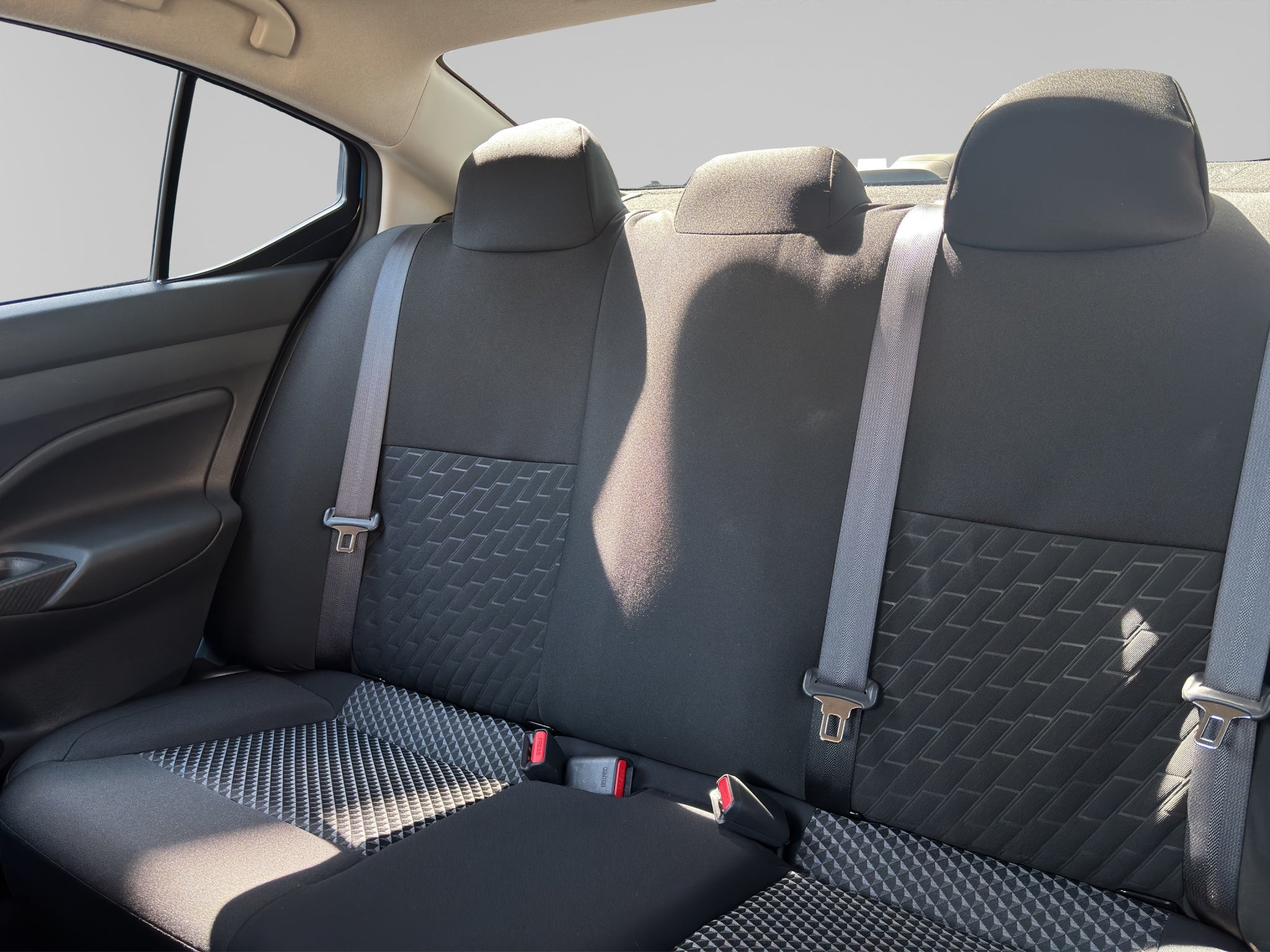 2024 Nissan VERSA 4P SENSE L41.6 MAN