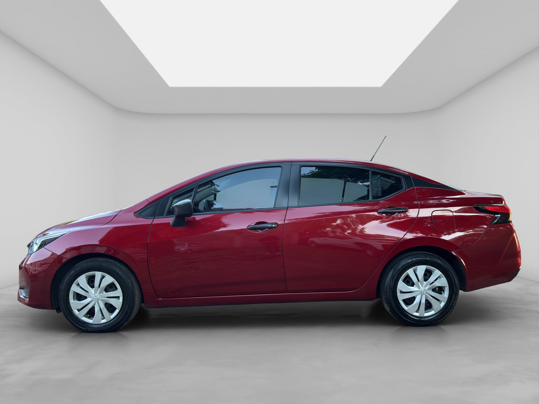 2024 Nissan VERSA 4P SENSE L41.6 AUT