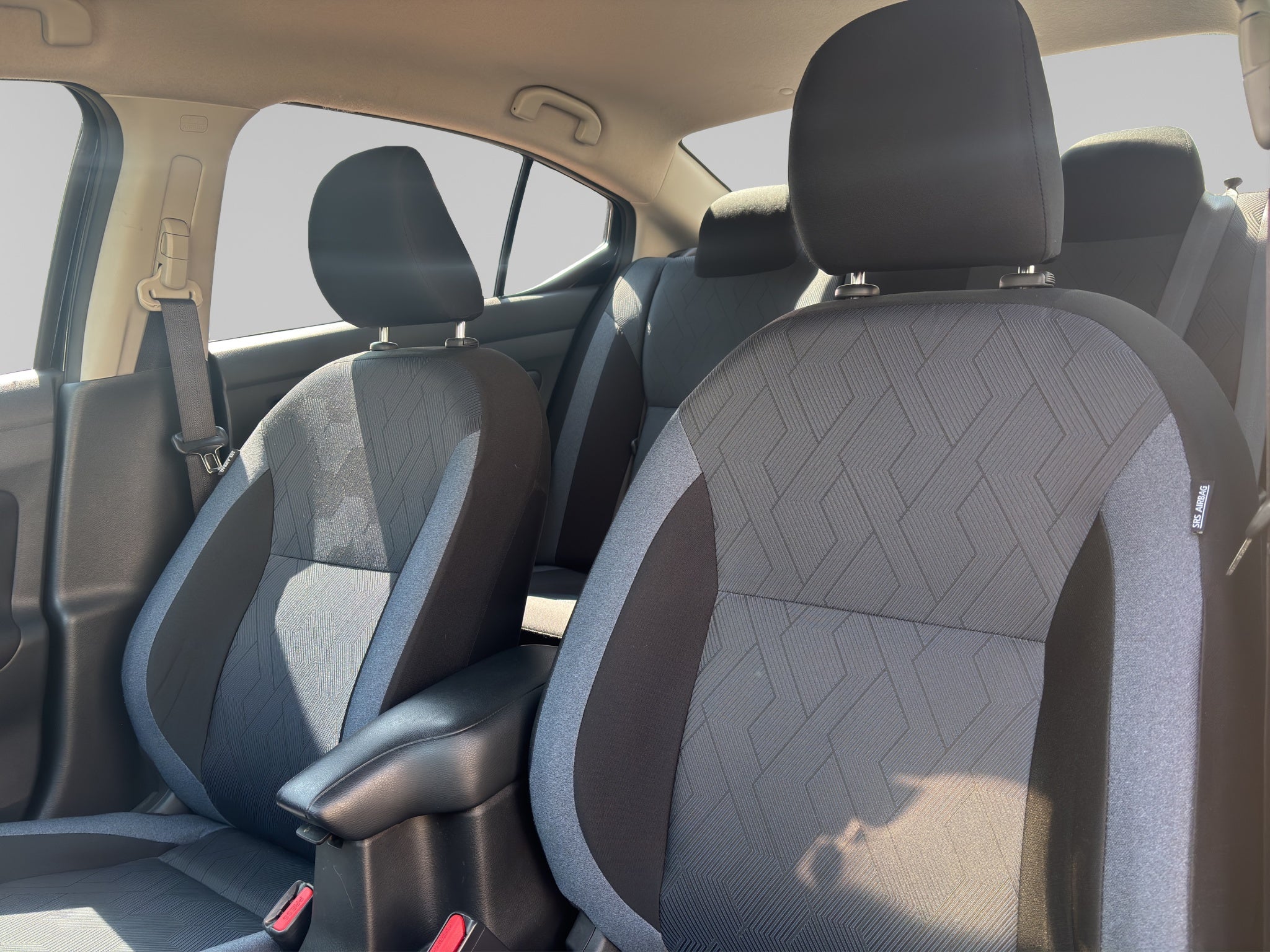 2024 Nissan VERSA 4P ADVANCE L41.6 AUT