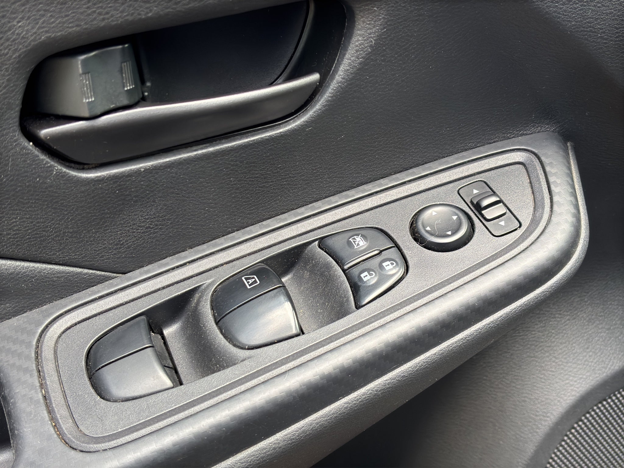 2023 Nissan VERSA 4P SENSE L41.6 AUT