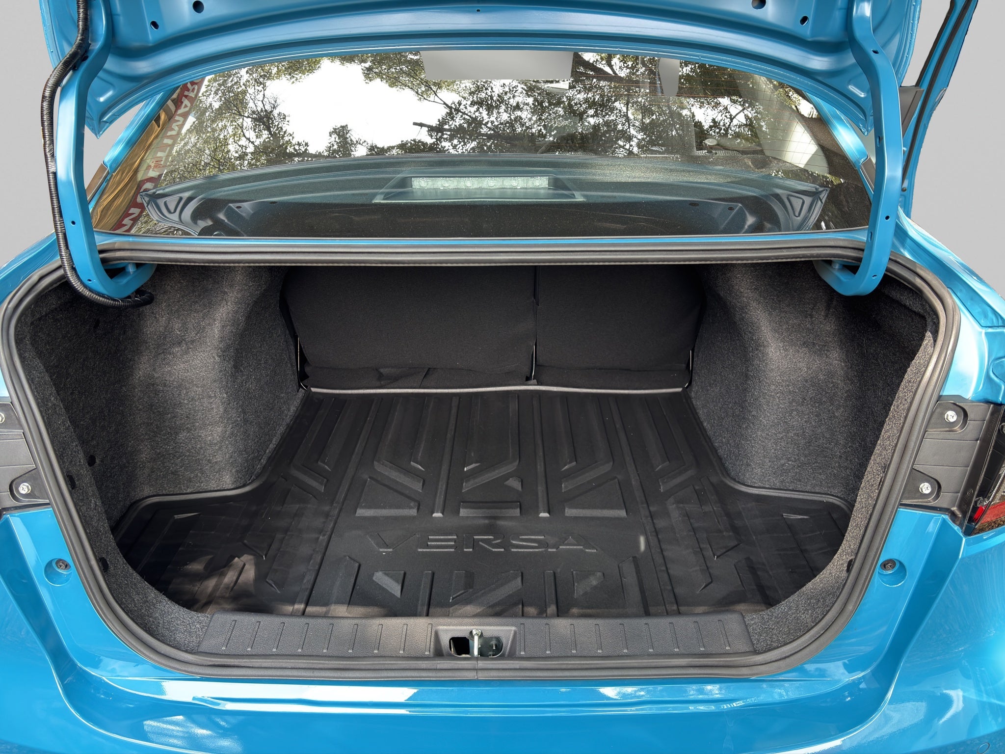 2026 Nissan VERSA ADVANCE TM