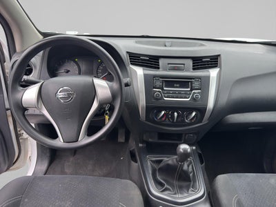 2020 Nissan NP300 4 PTS PICK-UP DOBLE CABINA SE TM6 AAC VE