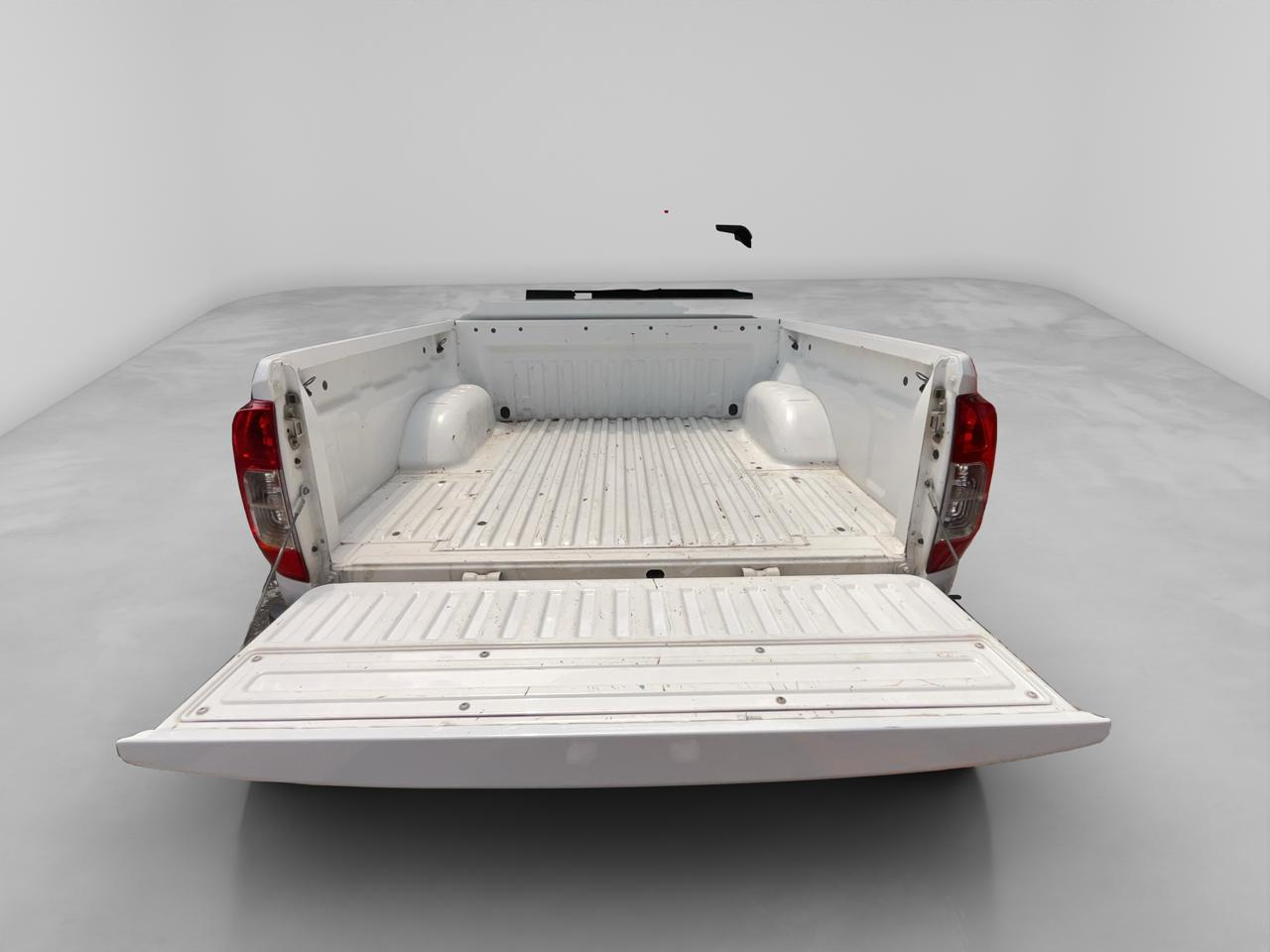 2020 Nissan NP300 4 PTS PICK-UP DOBLE CABINA SE TM6 AAC VE