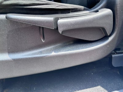 2020 Nissan NP300 FRONTIER 4 PTS DOBLE CABINA 25 TD TM6 F HALOGENO R-16 4X4