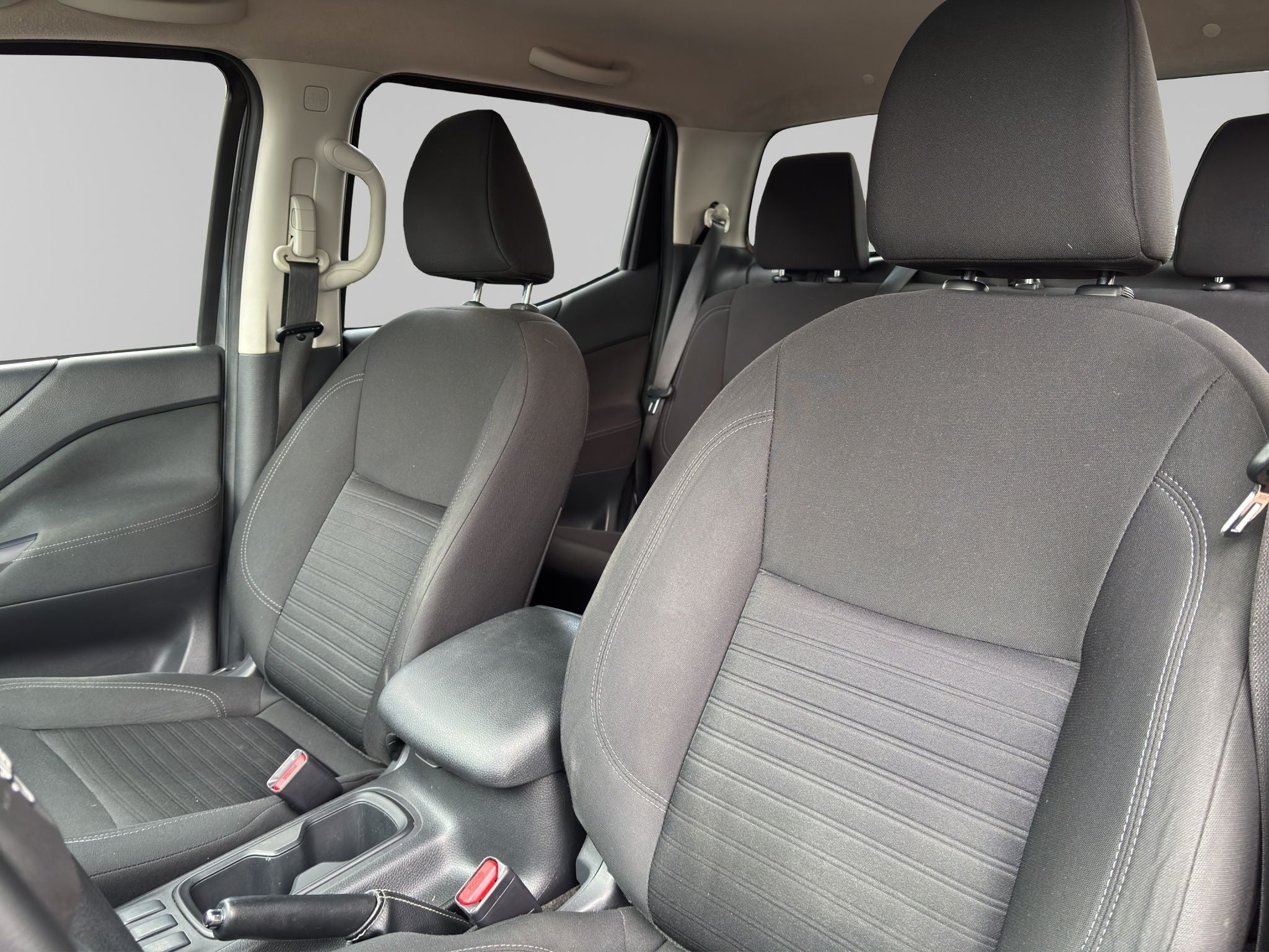 2023 Nissan FRONTIER 4P XE L42.5 MAN