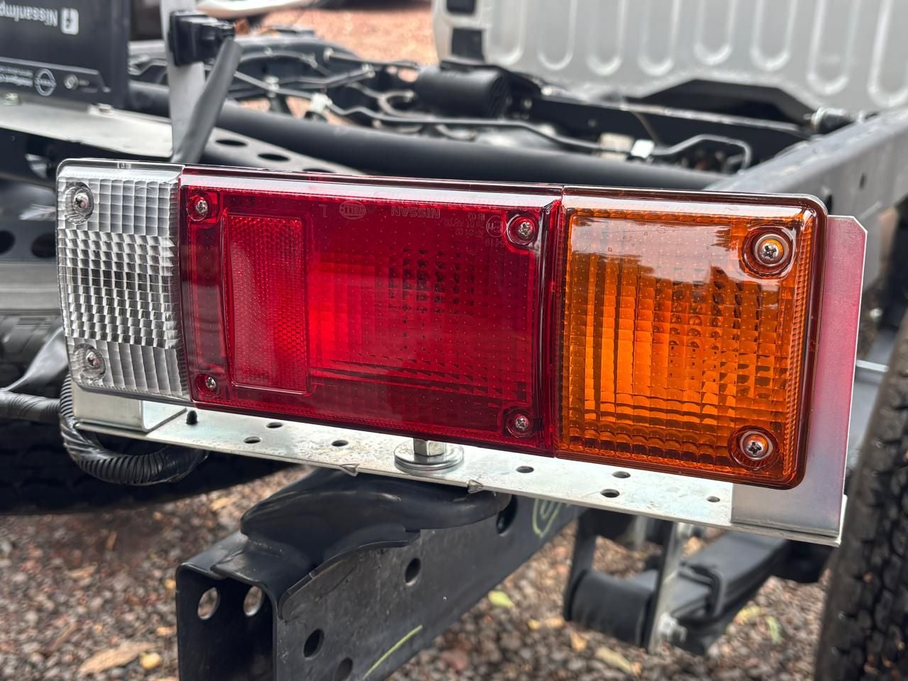 2024 Nissan NP300 CHASIS CABINA 2P L42.5 MAN AA