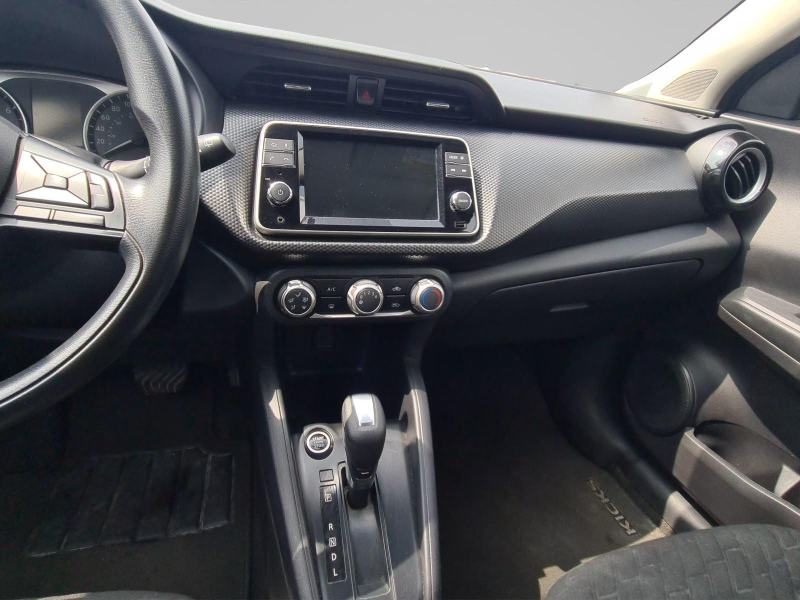 2024 Nissan KICKS 5P ADVANCE L41.6 AUT