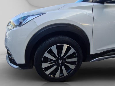 2020 Nissan KICKS 5 PTS EXCLUSIVE 16L TA AAC AUT PIEL VE GPS RA-17