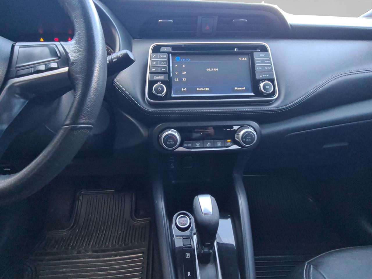 2020 Nissan KICKS 5 PTS EXCLUSIVE 16L TA AAC AUT PIEL VE GPS RA-17