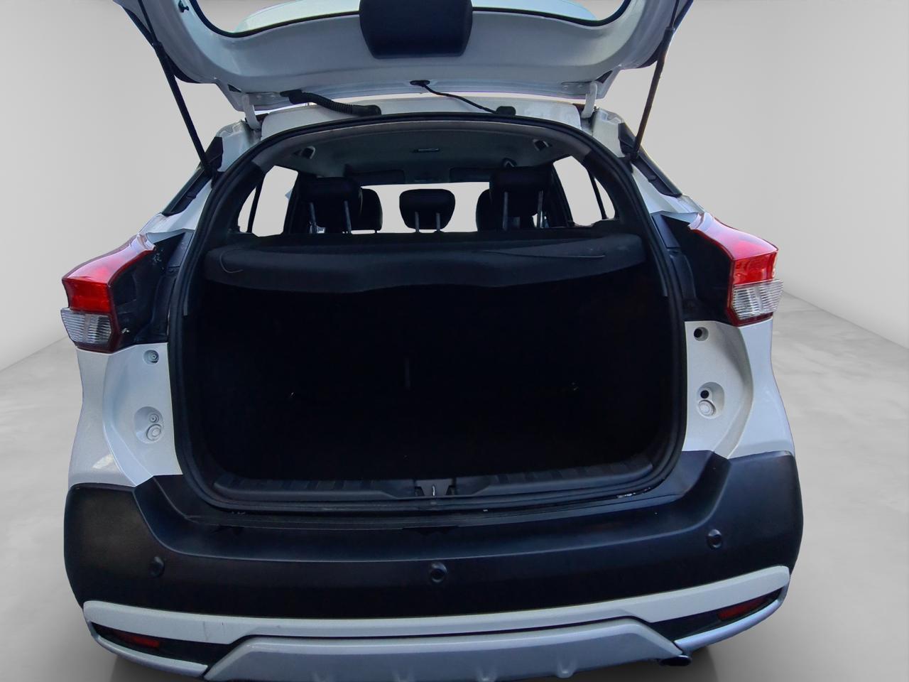 2020 Nissan KICKS 5 PTS EXCLUSIVE 16L TA AAC AUT PIEL VE GPS RA-17