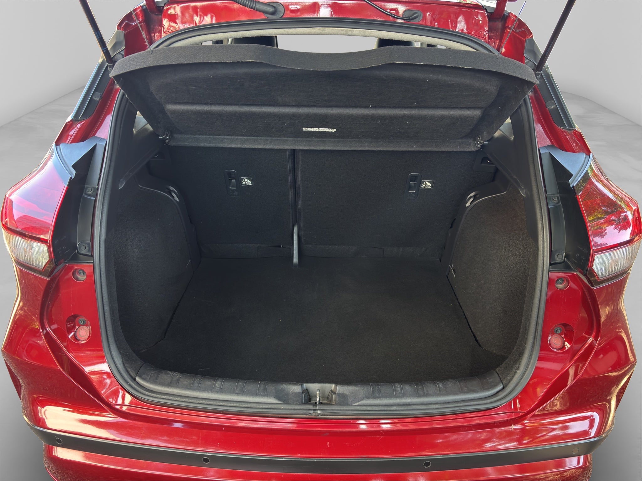 2023 Nissan KICKS 5 PTS EXCLUSIVE 16L TA AAC AUT PIEL GPS RA-17