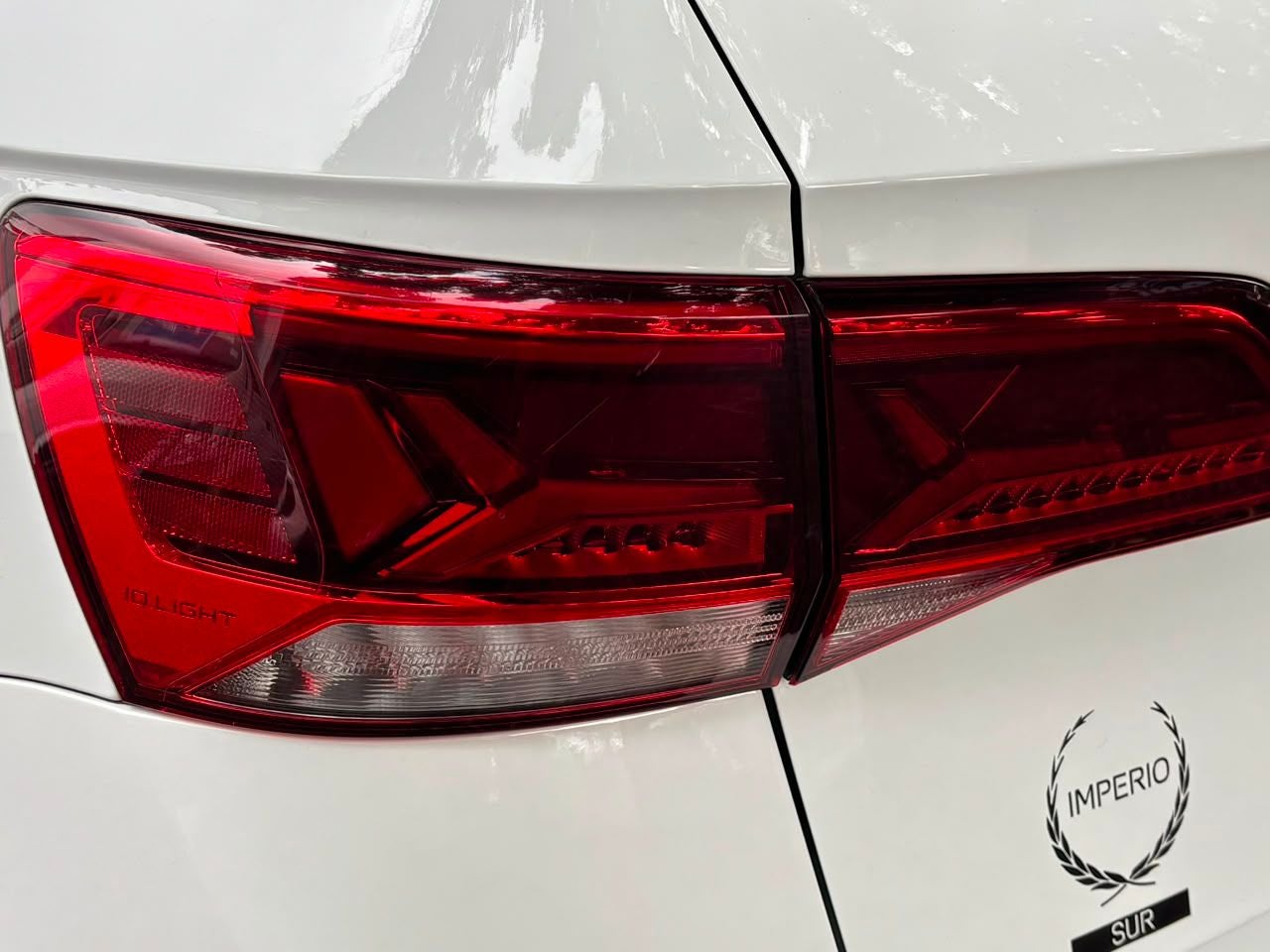 2023 Volkswagen TAOS 5 PTS COMFORTLINE 14L TA PIEL F LED RA-18