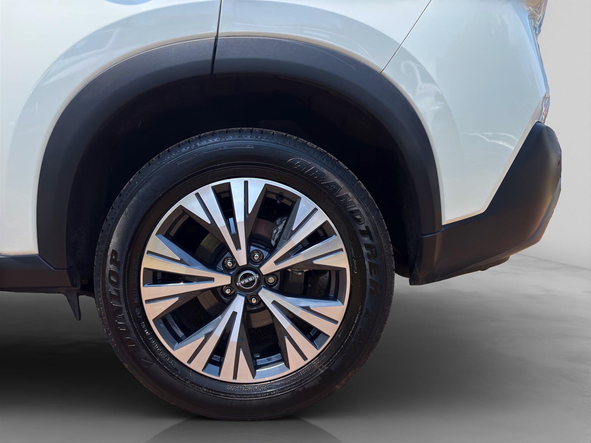 2025 Nissan X-TRAIL 5P EXCLUSIVE 2 ROW L42.5 AUT