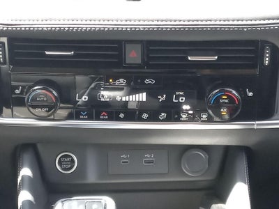 2023 Nissan X-TRAIL PLATINUM 2 FILAS