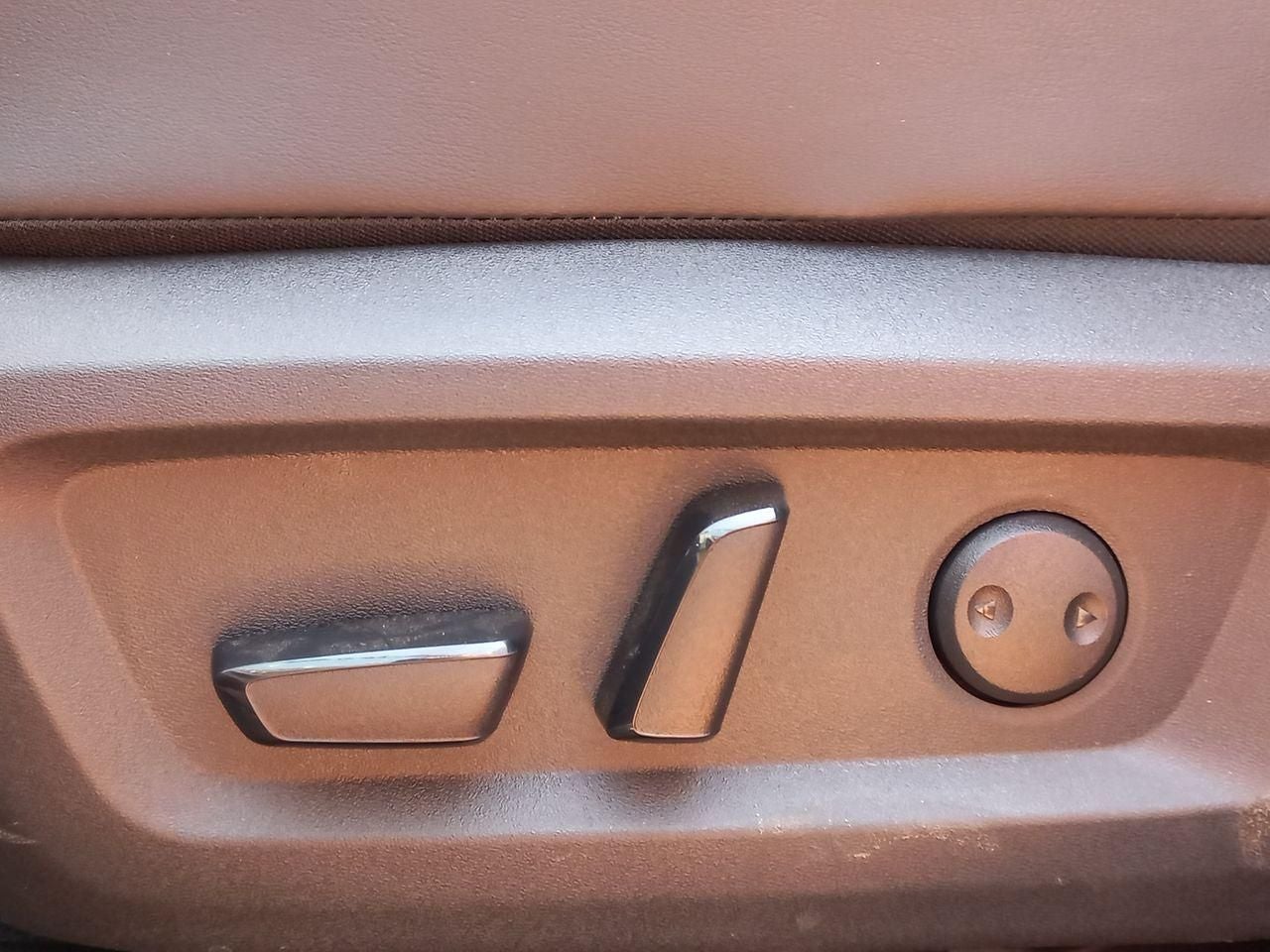 2023 Nissan X-TRAIL PLATINUM 2 FILAS