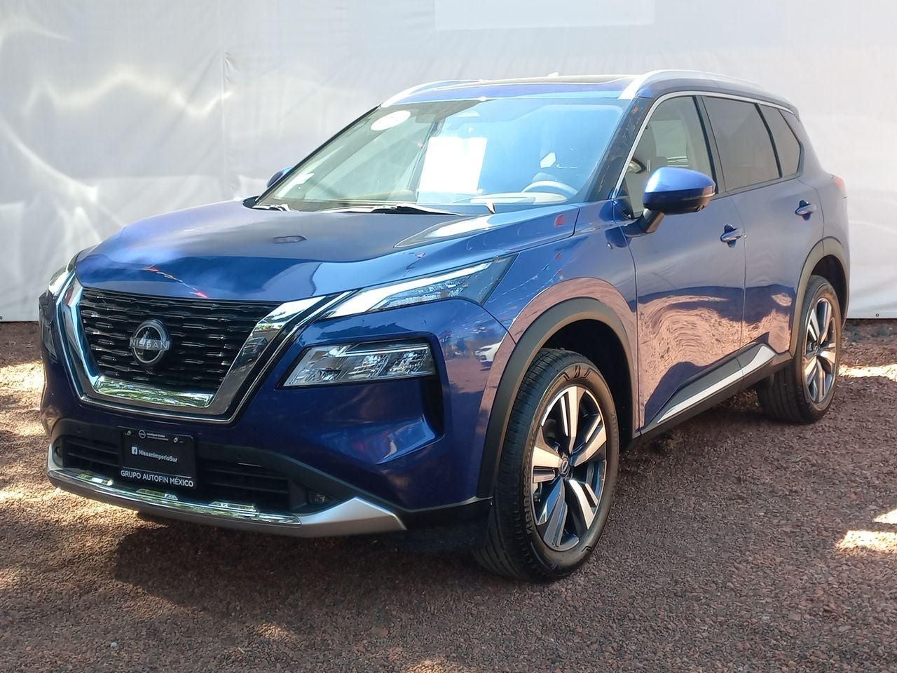2023 Nissan X-TRAIL PLATINUM 2 FILAS
