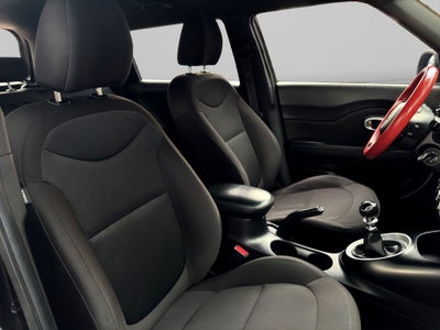 2017 Kia SOUL 5 PTS LX 16L 120 HP TM6 AAC RA-16