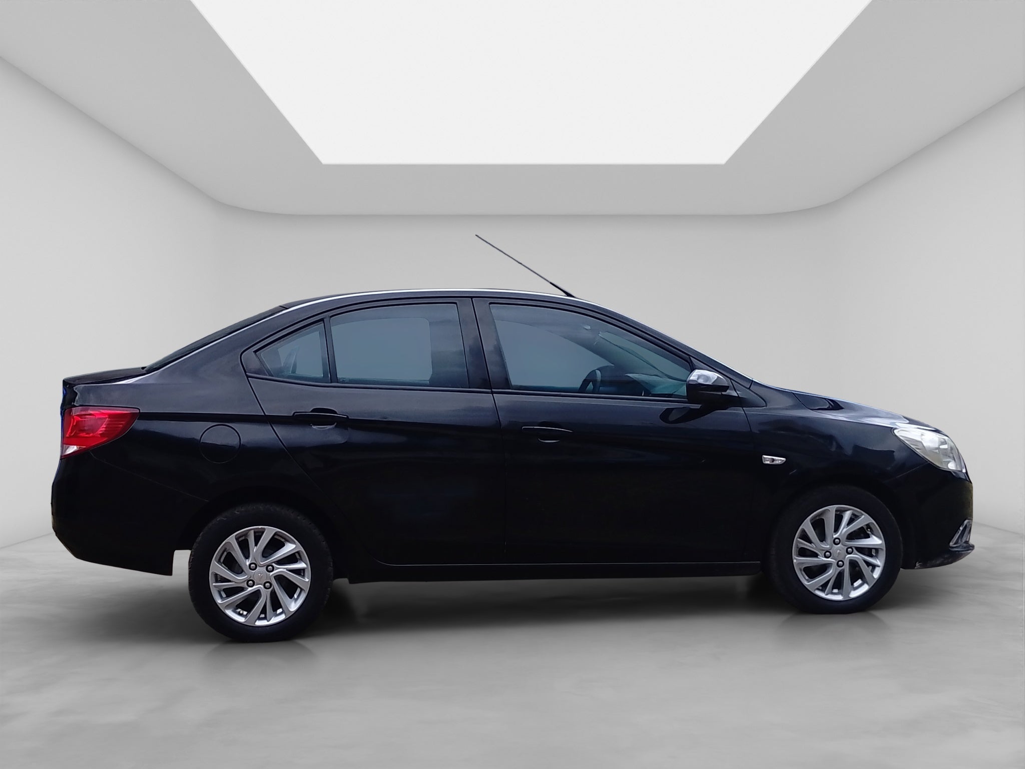 2018 Chevrolet AVEO 4 PTS LTZ TM5 AAC AUT QC F NIEBLA RA-15
