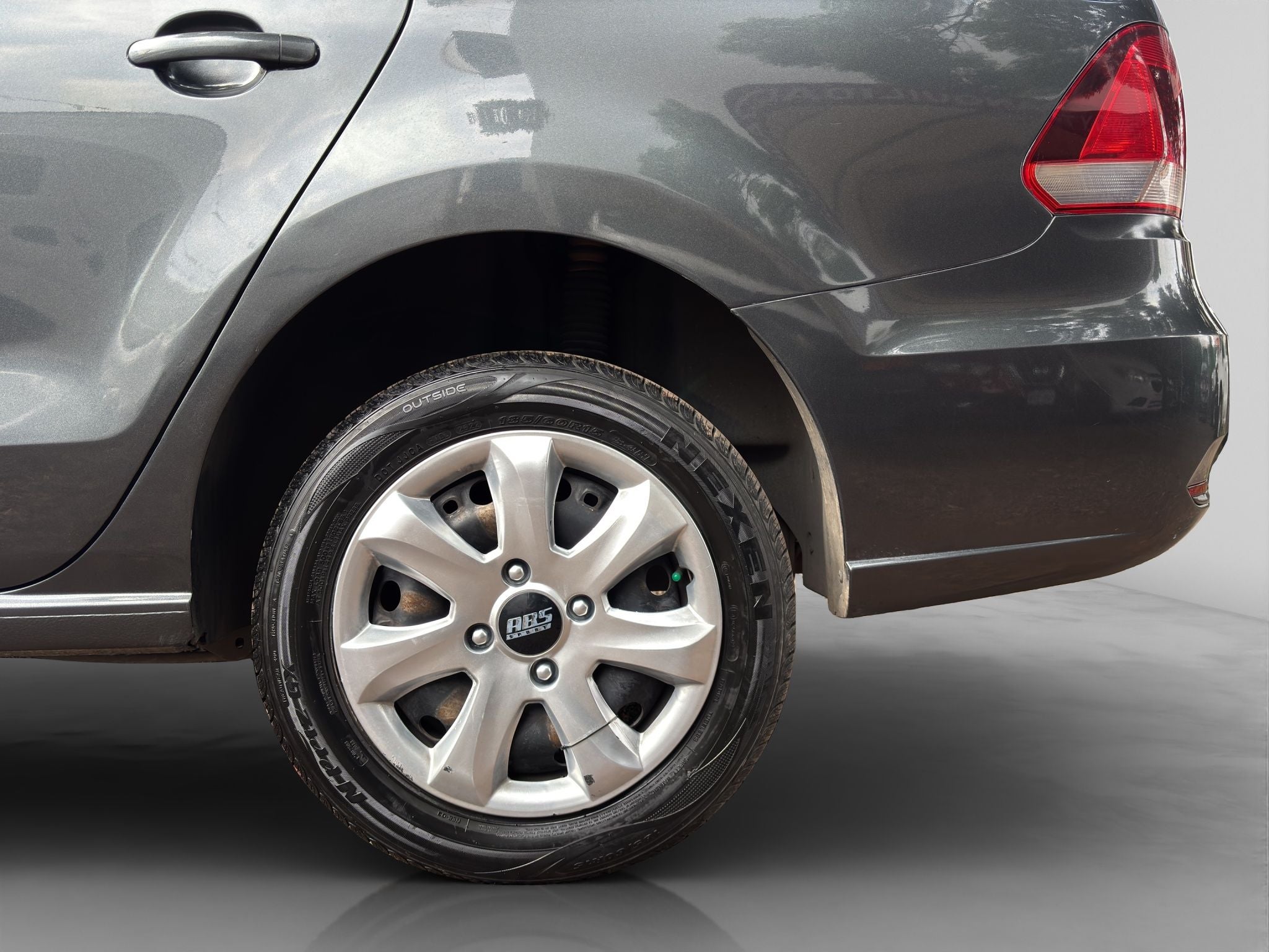 2018 Volkswagen VENTO 4 PTS STARLINE TA AAC MP3 R-15