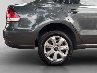 2018 Volkswagen VENTO 4 PTS STARLINE TA AAC MP3 R-15