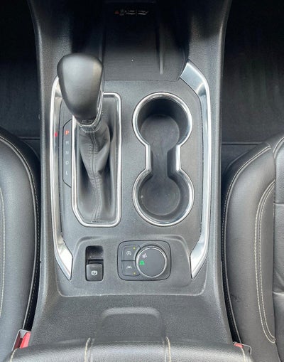 2023 Chevrolet TRAVERSE B 5 PTS LT TA 7 Y 8 PAS AAC AUT PIEL QC XENON RA-20