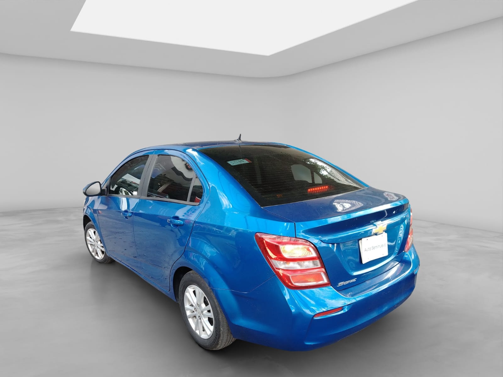 2017 Chevrolet SONIC 4 PTS LT TM5 AAC VE BA RA-15