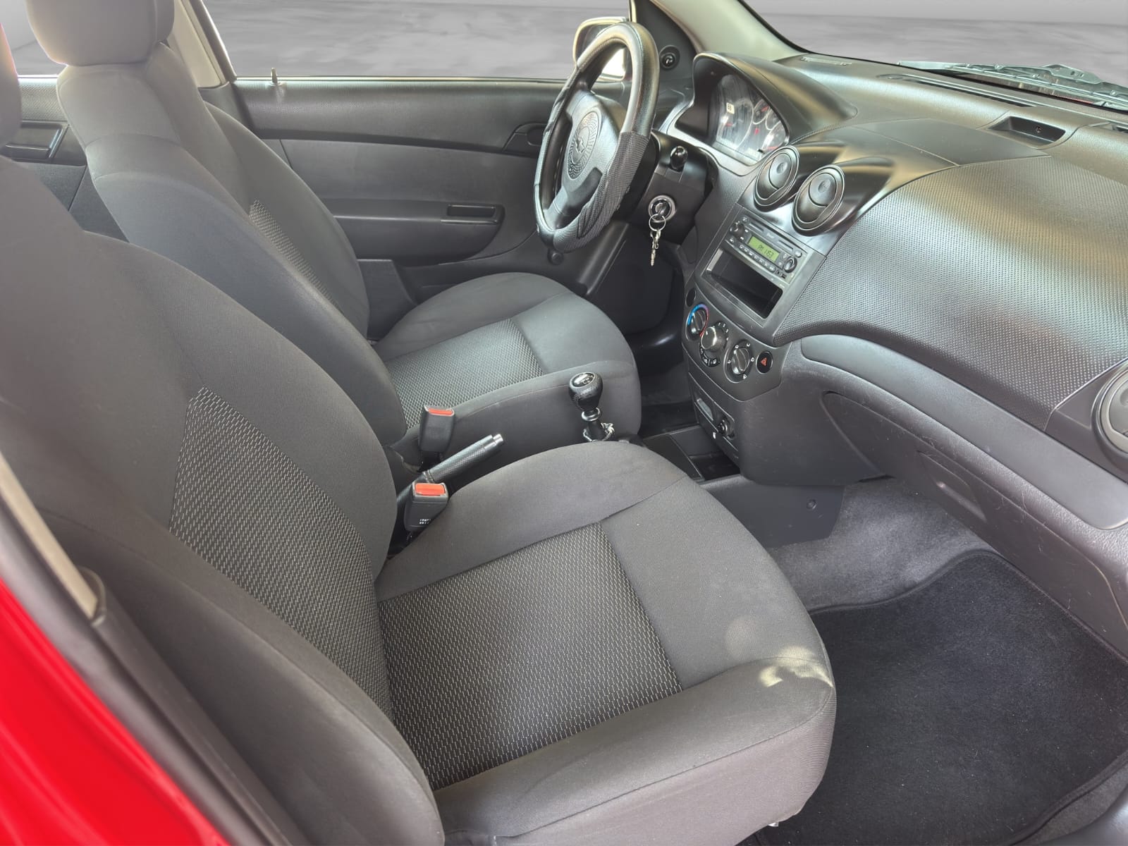 2017 Chevrolet AVEO 4 PTS LS TA AAC R-14