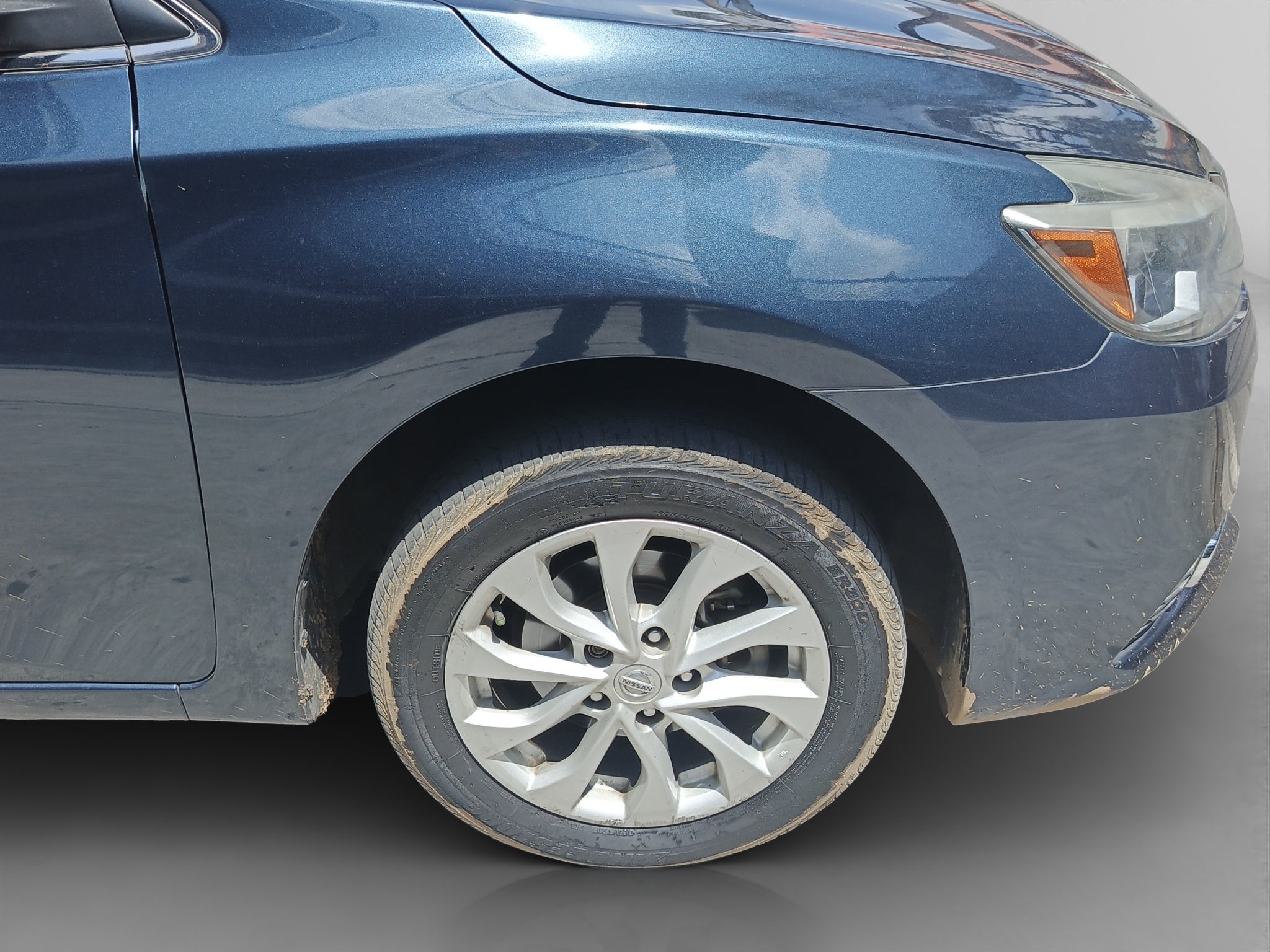 2018 Nissan SENTRA 4 PTS ADVANCE AAC F NIEBLA RA-16CVT